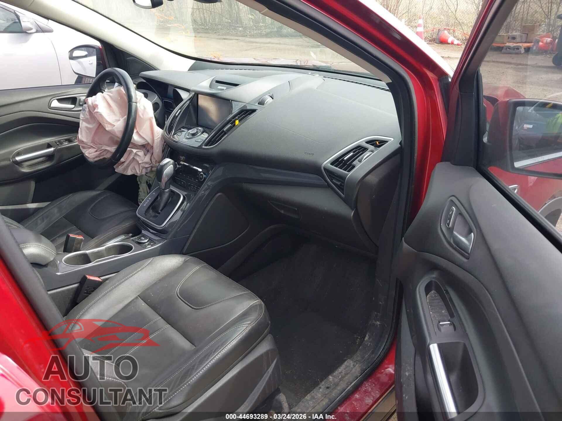 FORD ESCAPE 2013 - 1FMCU0J90DUA98813