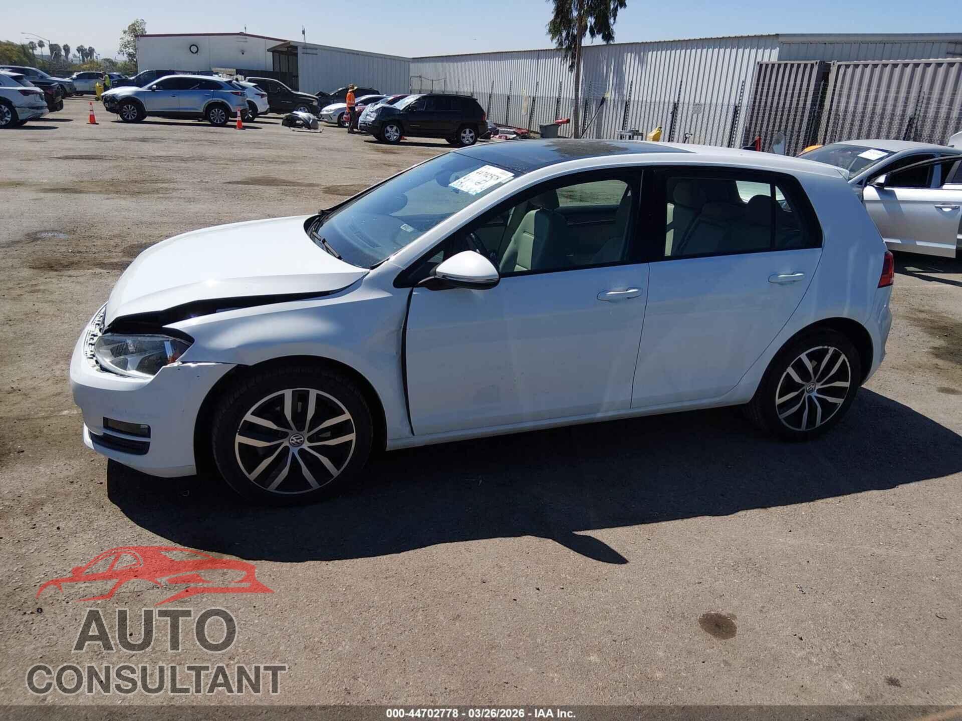 VOLKSWAGEN GOLF 2017 - 3VW217AU4HM042256