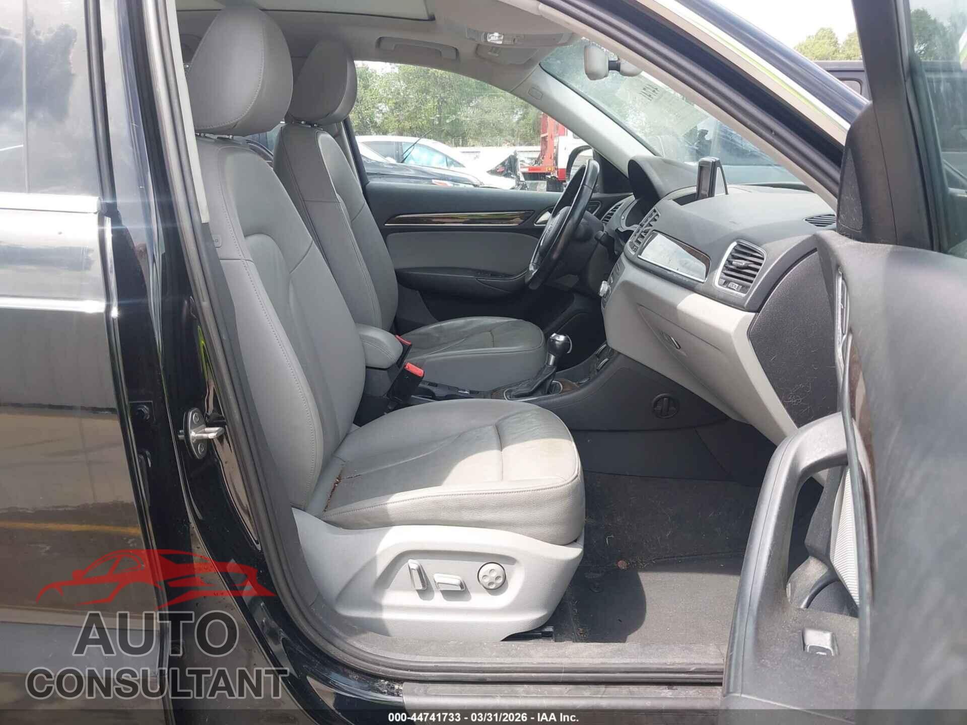 AUDI Q3 2016 - WA1BFCFS3GR020132