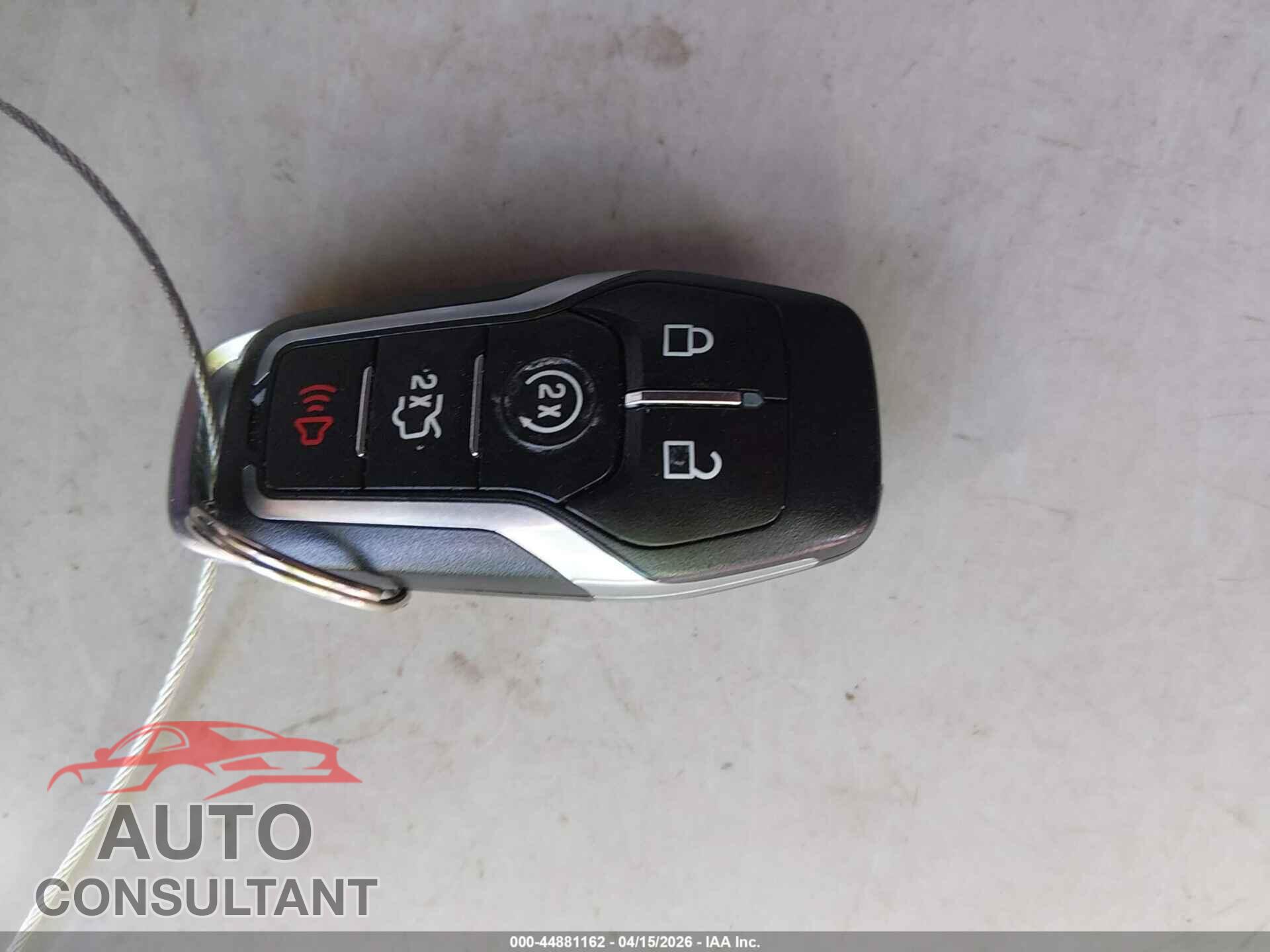 FORD MUSTANG 2015 - 1FATP8UH5F5426050