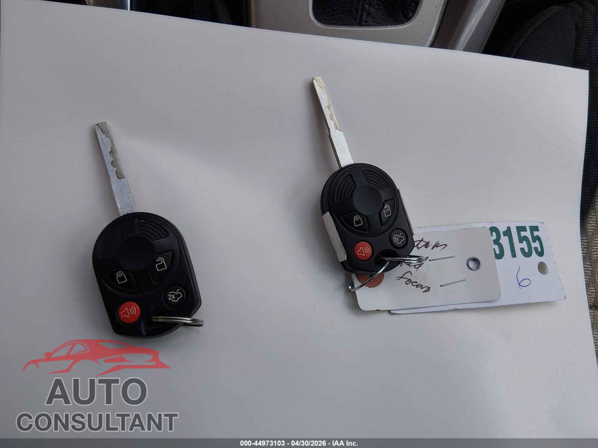 FORD FOCUS 2012 - 1FAHP3M22CL455257