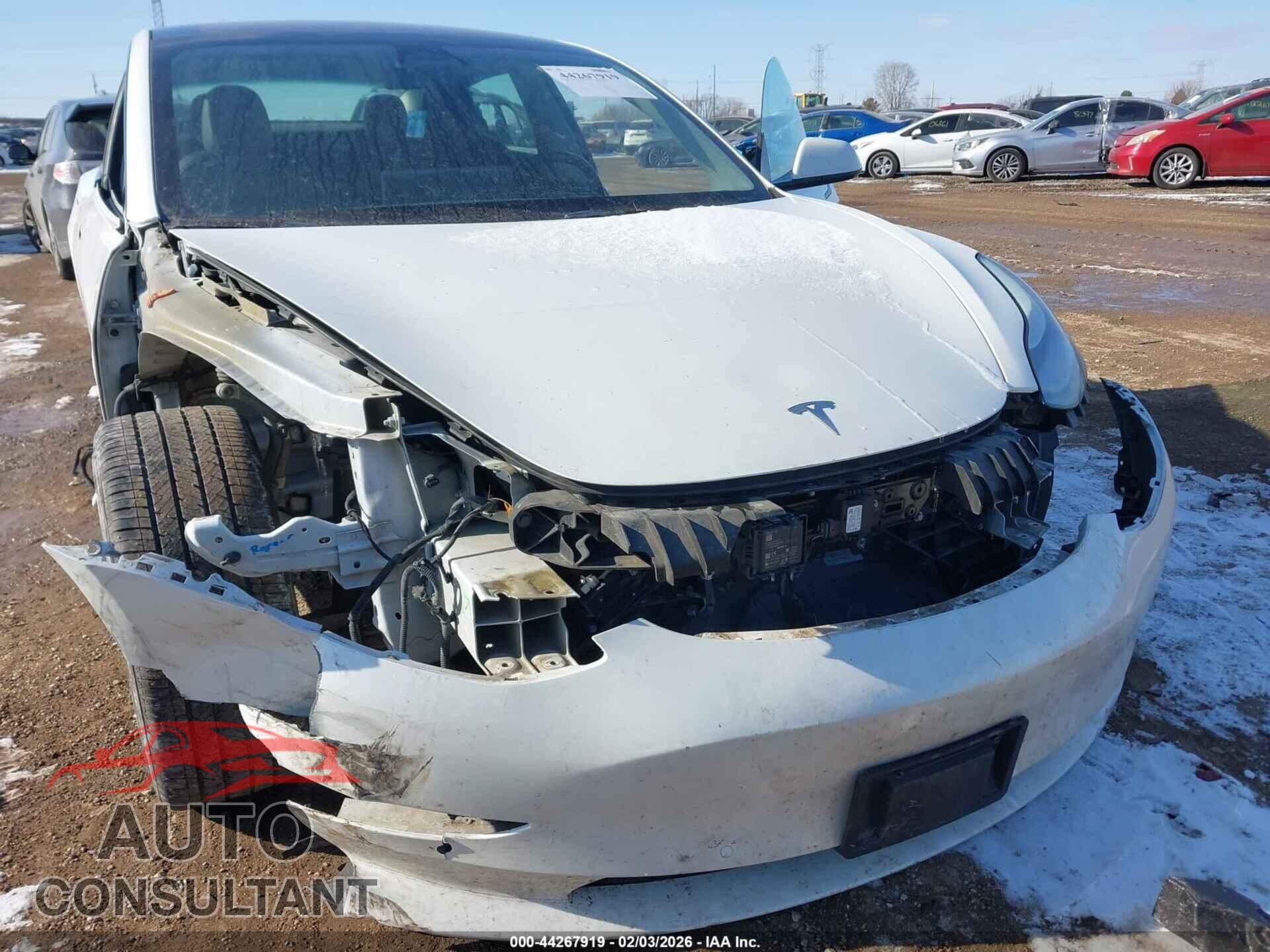TESLA MODEL 3 2019 - 5YJ3E1EA7KF314108