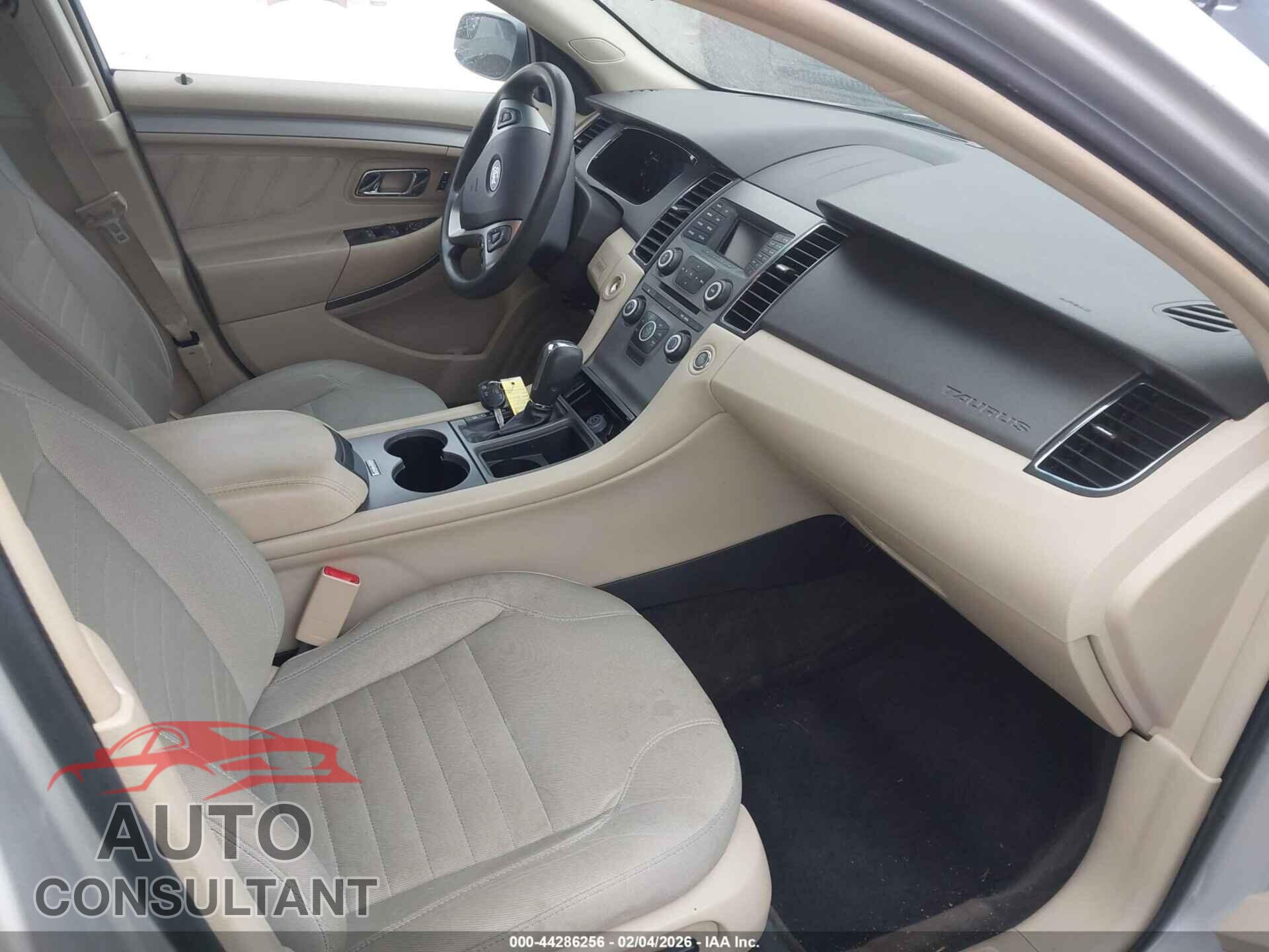 FORD TAURUS 2015 - 1FAHP2D80FG116508