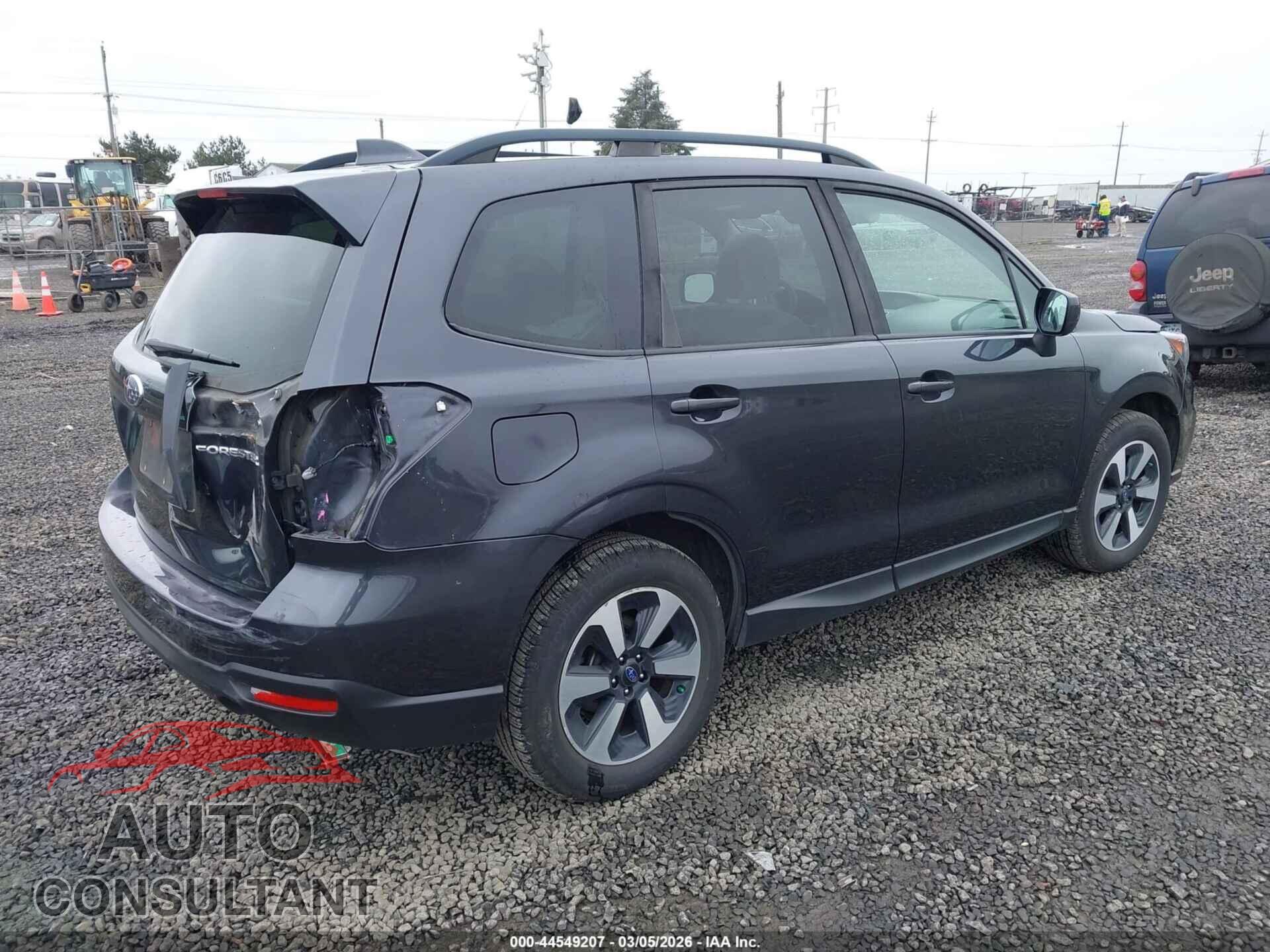 SUBARU FORESTER 2018 - JF2SJAGC7JH579553