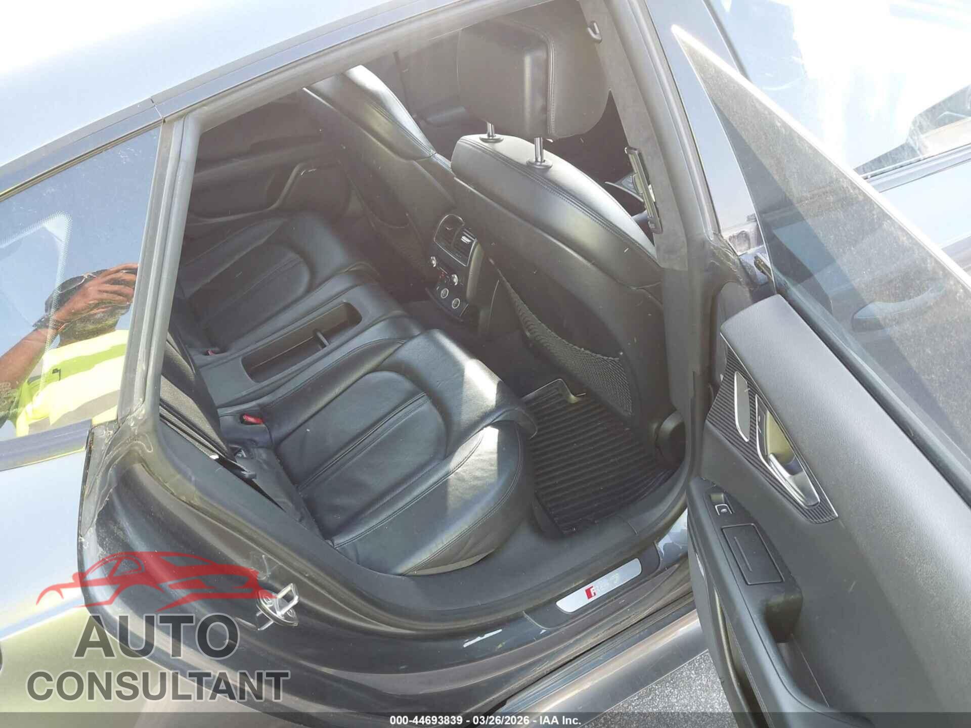 AUDI RS 7 2014 - WUAW2BFC2EN903409