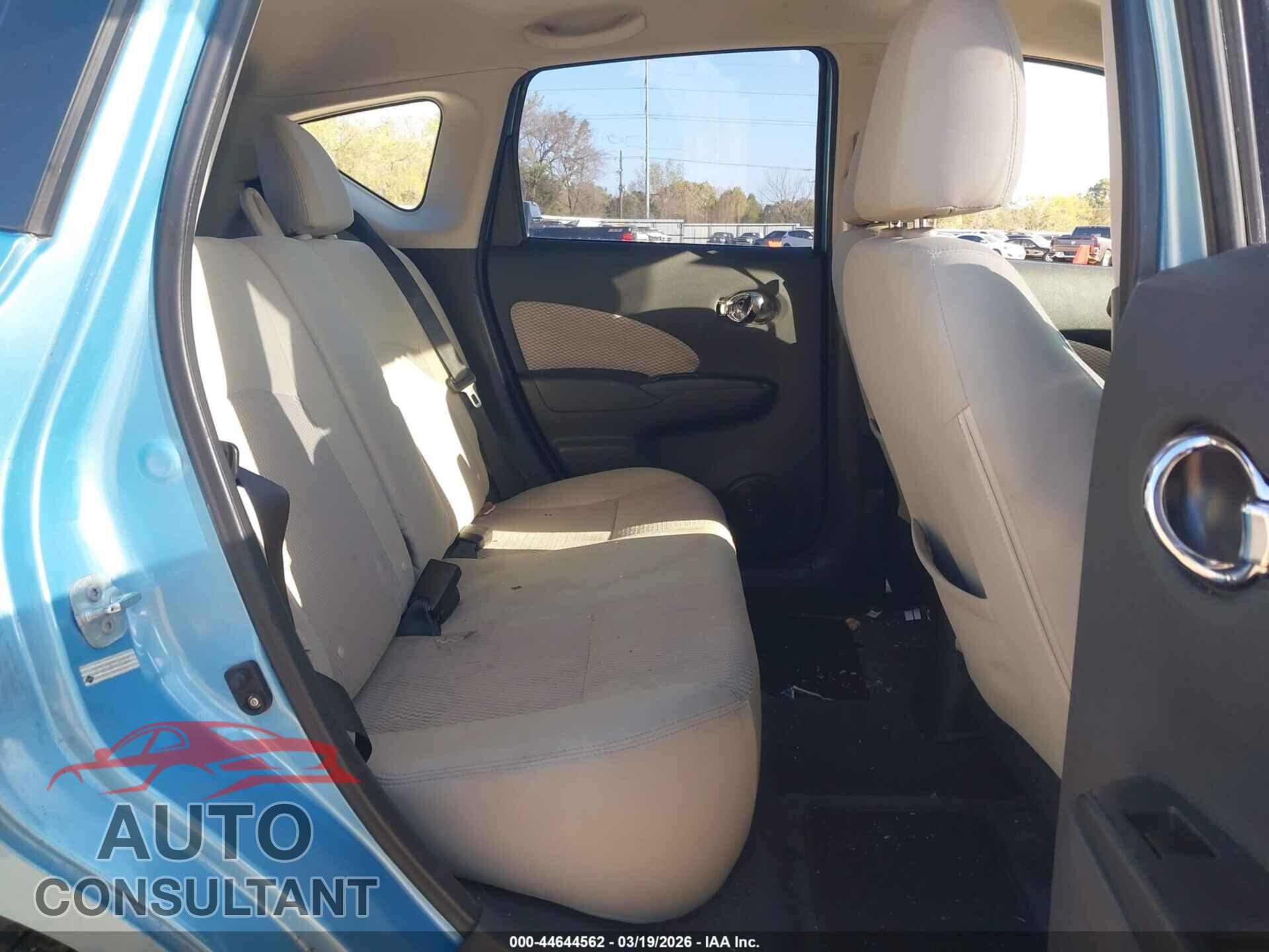 NISSAN VERSA NOTE 2015 - 3N1CE2CP8FL350672