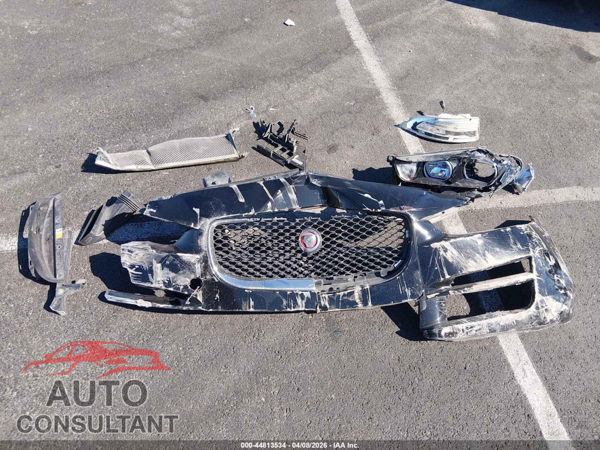 JAGUAR XE 2017 - SAJAR4BG0HA969929