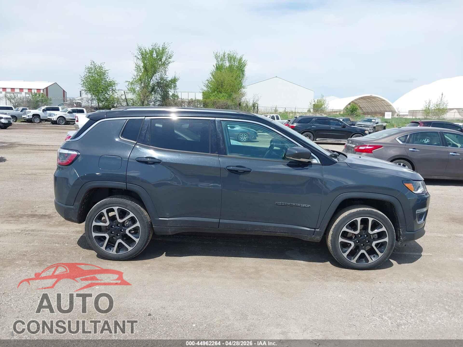 JEEP COMPASS 2018 - 3C4NJDCB4JT362411