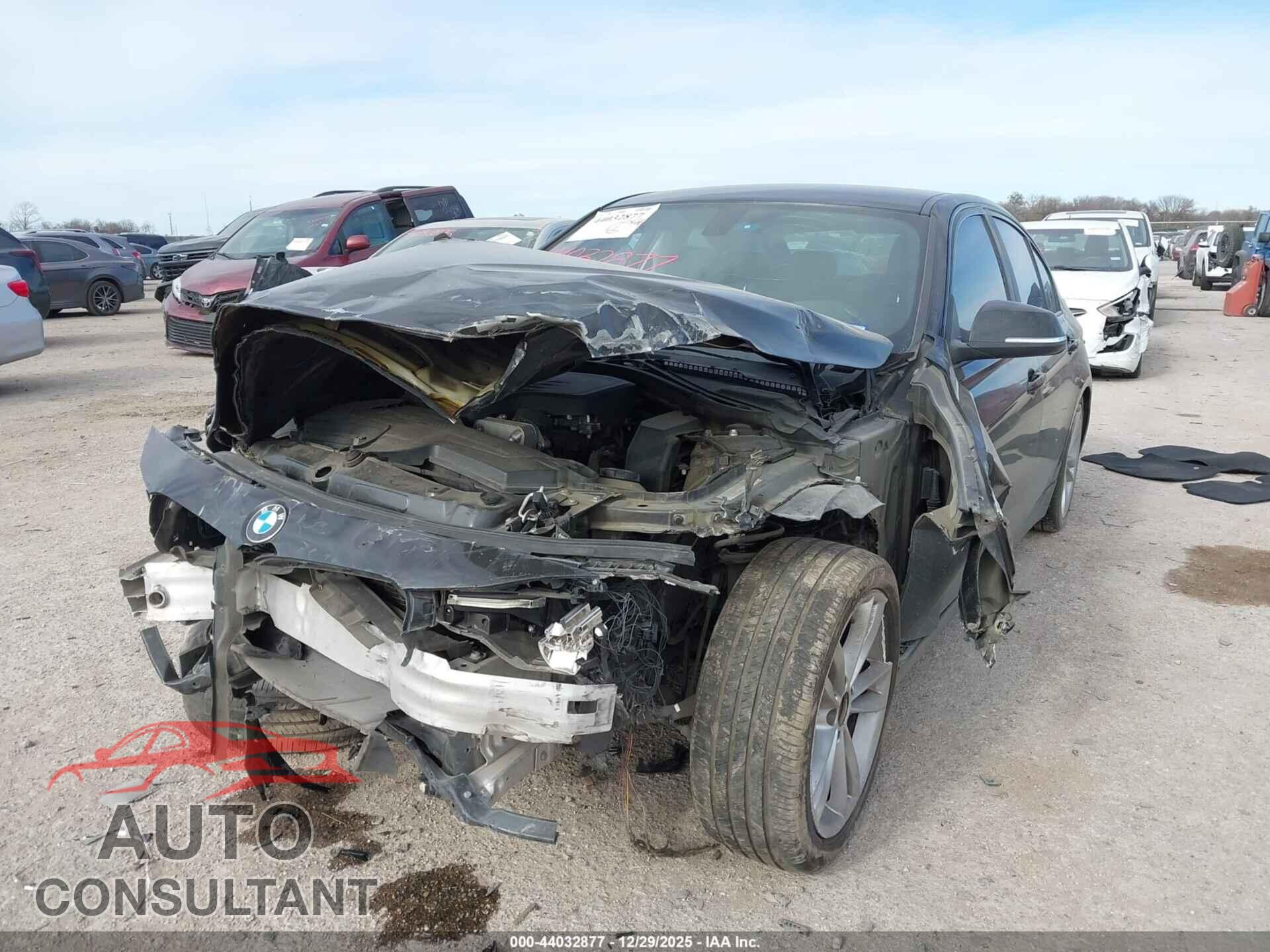 BMW 320I 2016 - WBA8A9C57GK617810