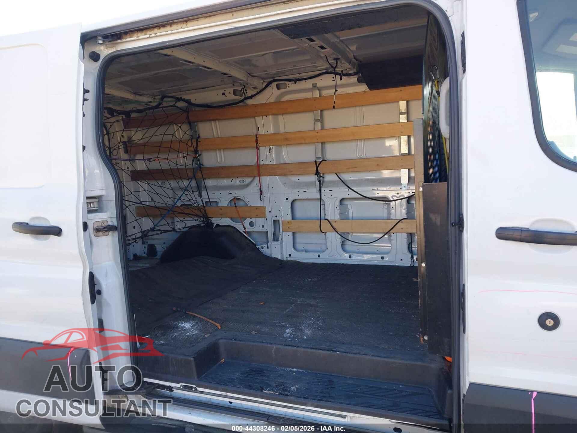 FORD TRANSIT-250 2019 - 1FTYR1YM1KKA56770