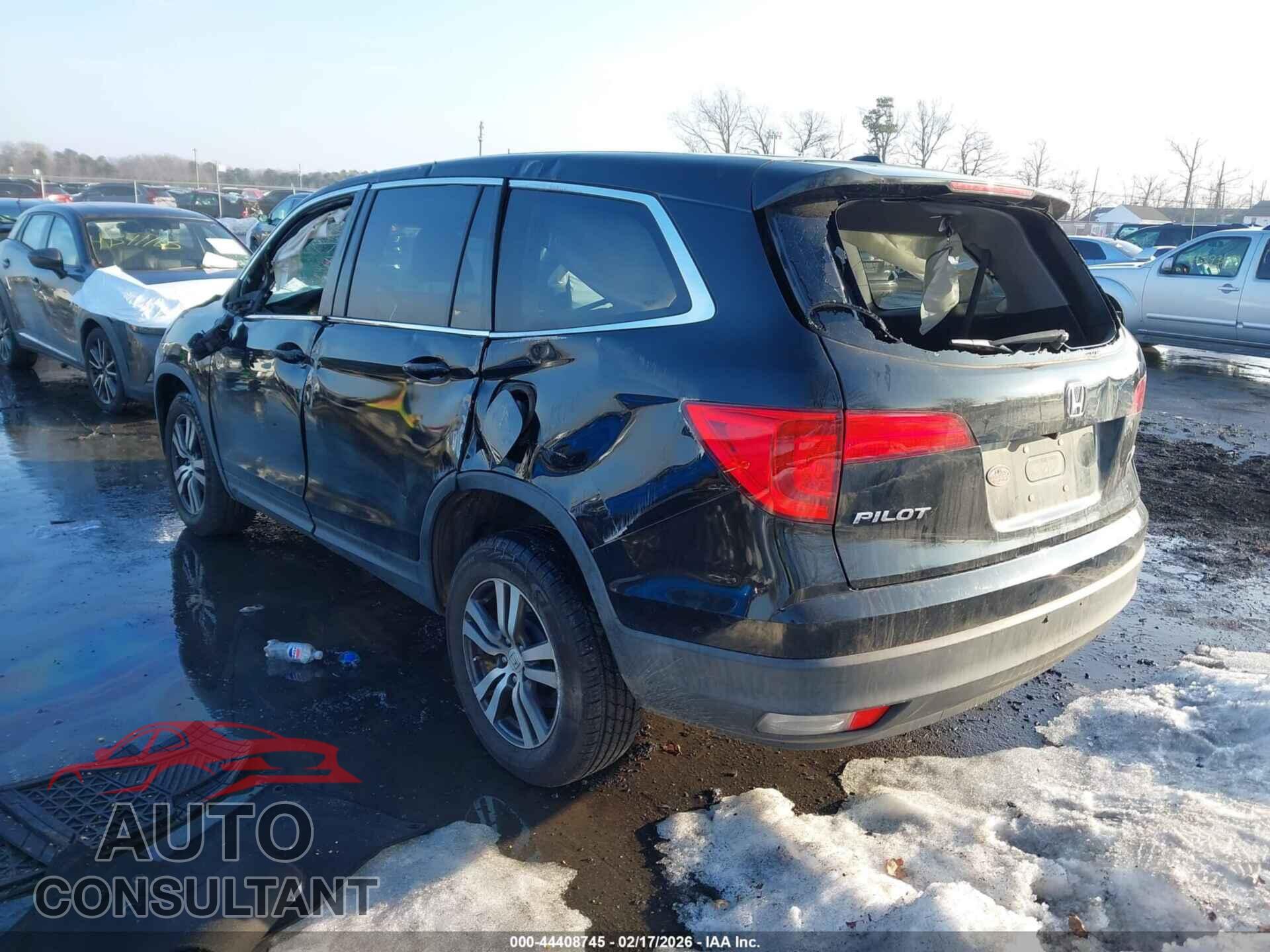 HONDA PILOT 2017 - 5FNYF6H33HB099011