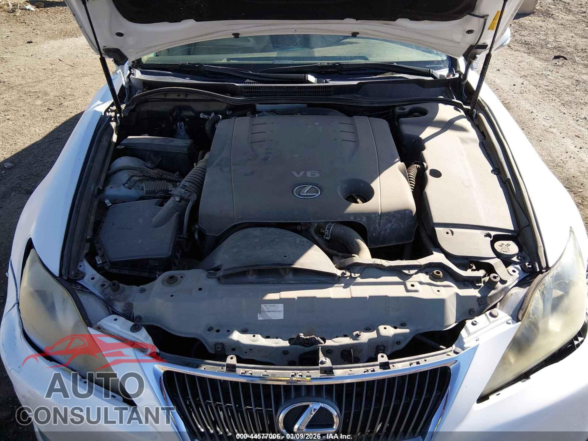 LEXUS IS 250 2011 - JTHCF5C28B5045343