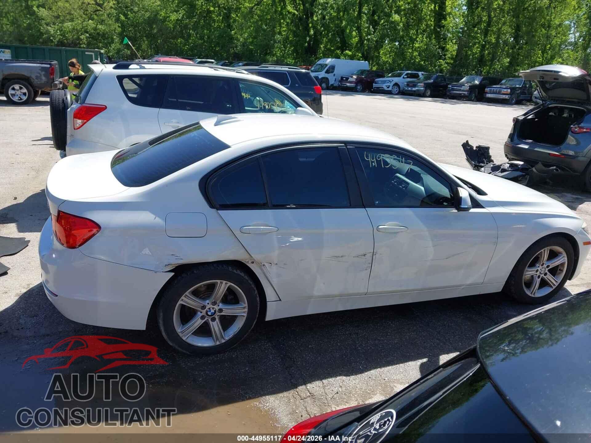 BMW 320I 2014 - WBA3B1G52ENS78825