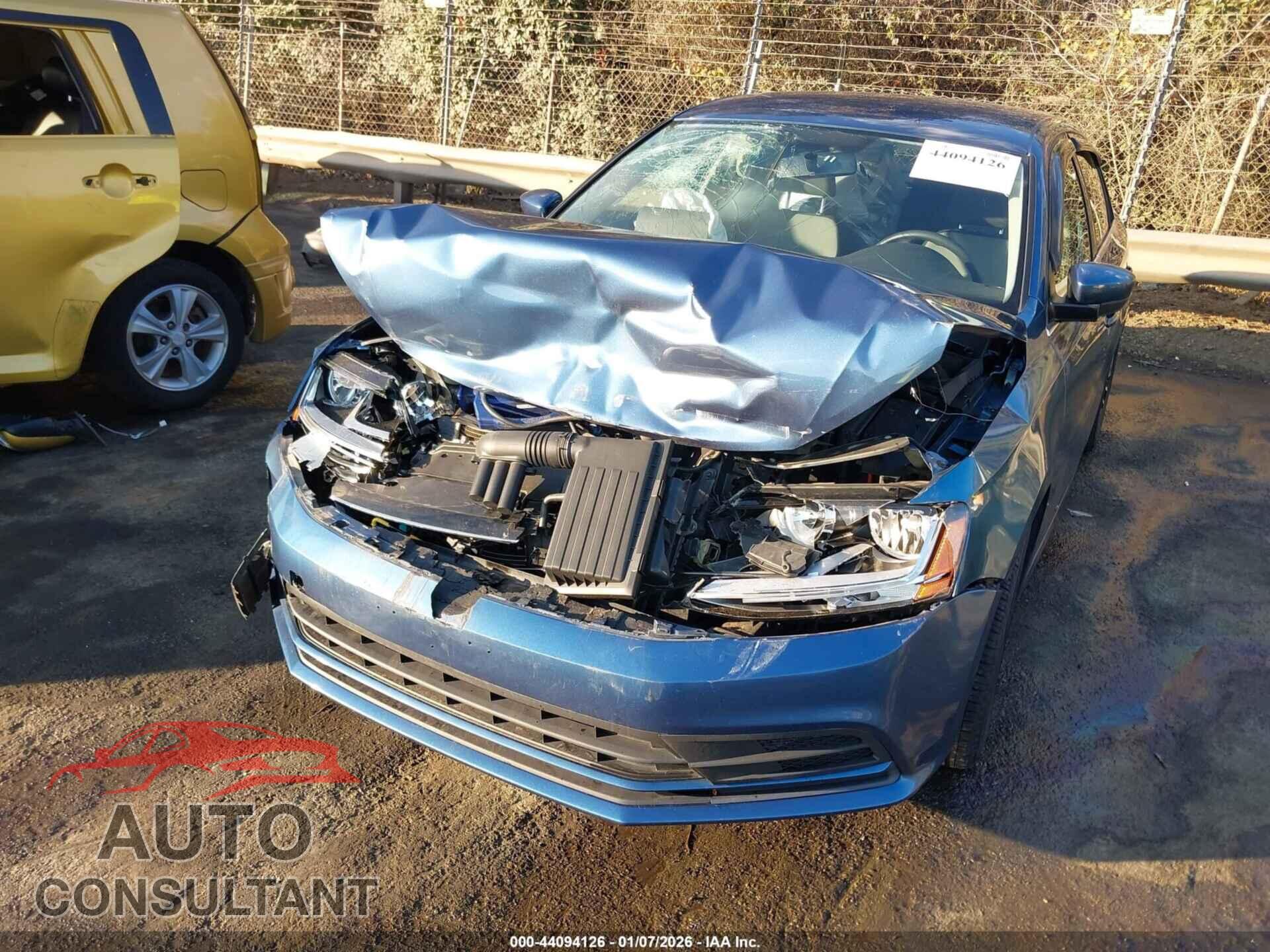 VOLKSWAGEN JETTA 2017 - 3VW2B7AJ4HM326571