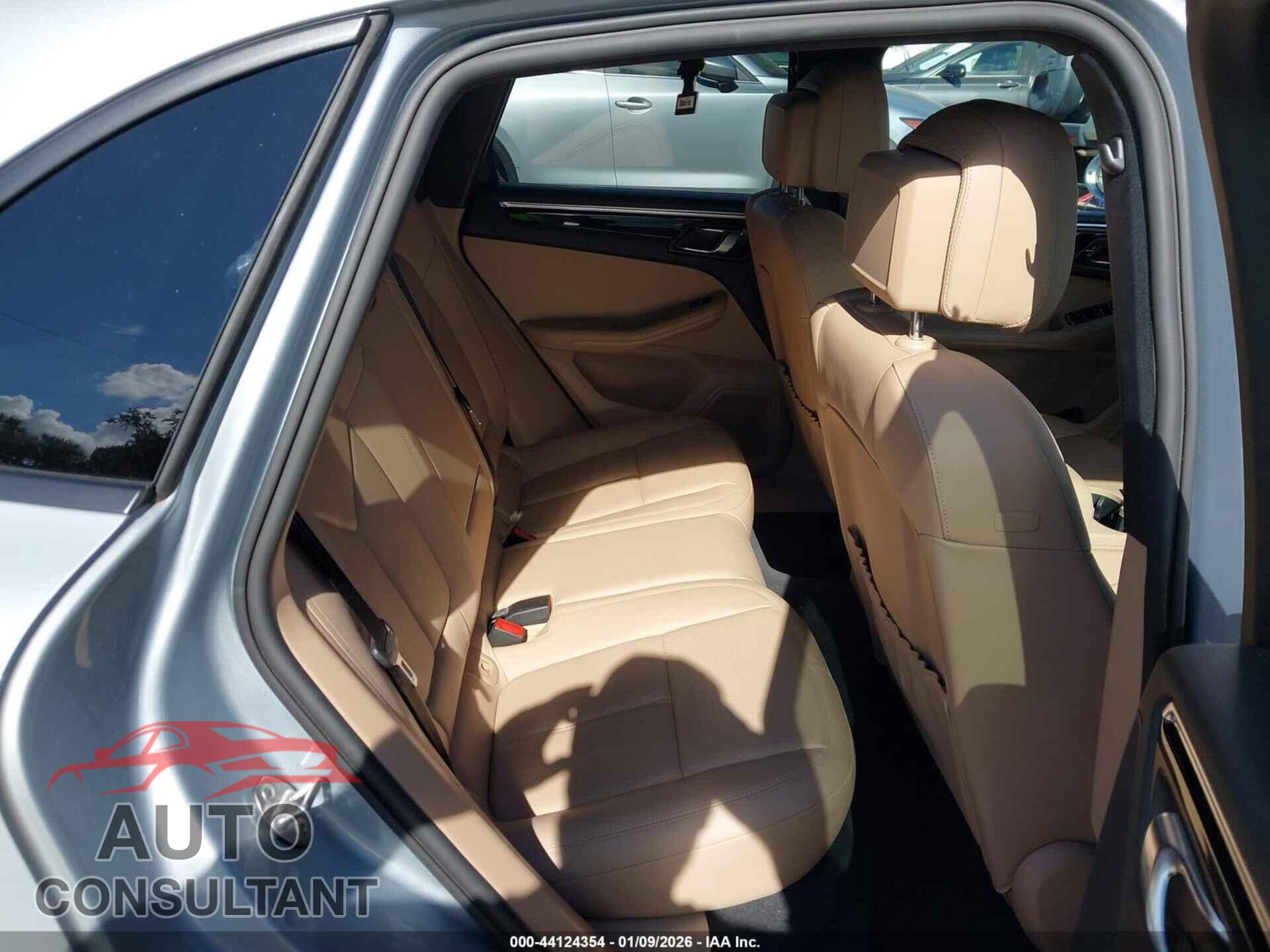 PORSCHE MACAN 2021 - WP1AA2A55MLB00511