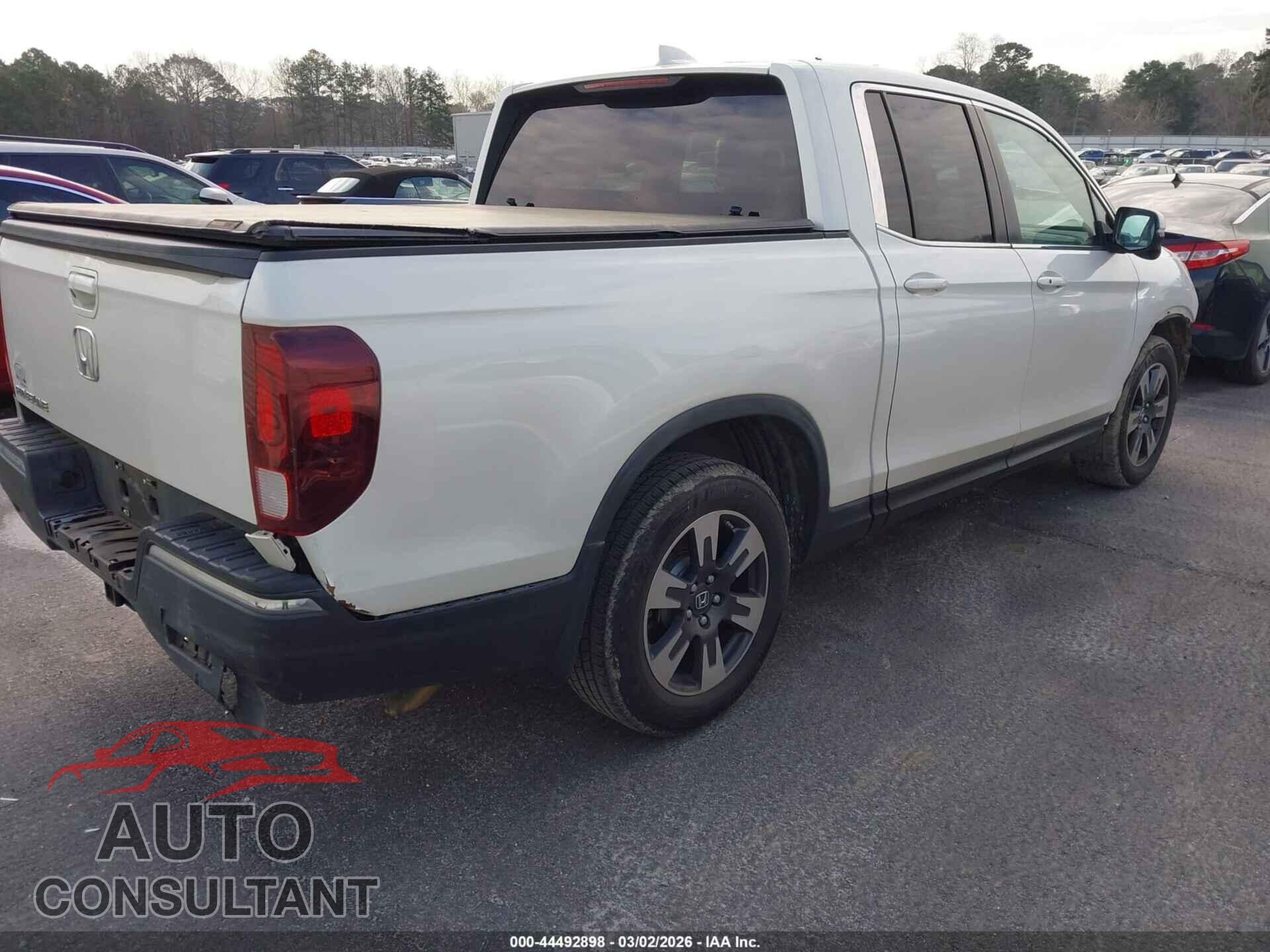 HONDA RIDGELINE 2017 - 5FPYK2F67HB010162