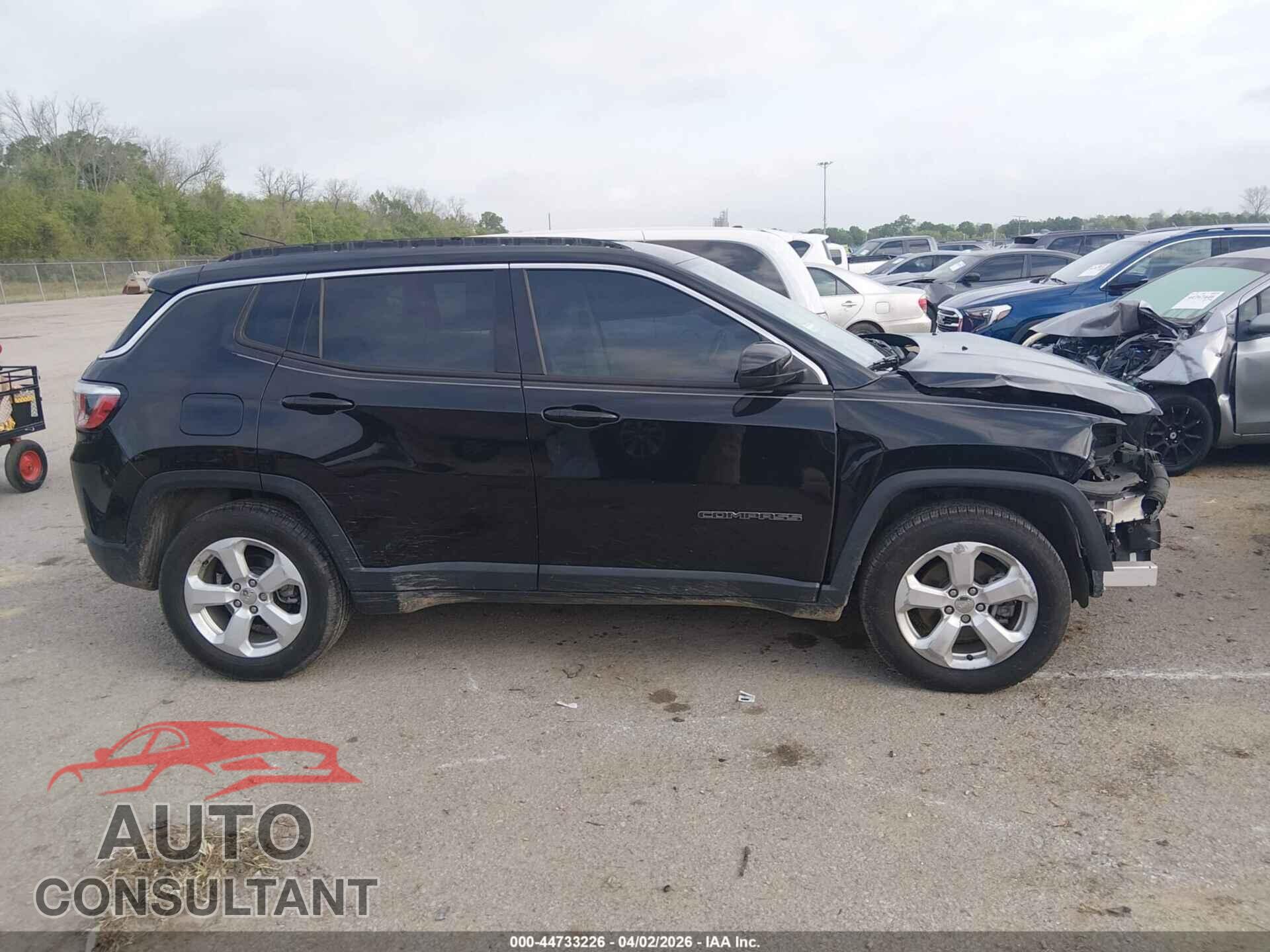 JEEP COMPASS 2018 - 3C4NJCBB3JT327659