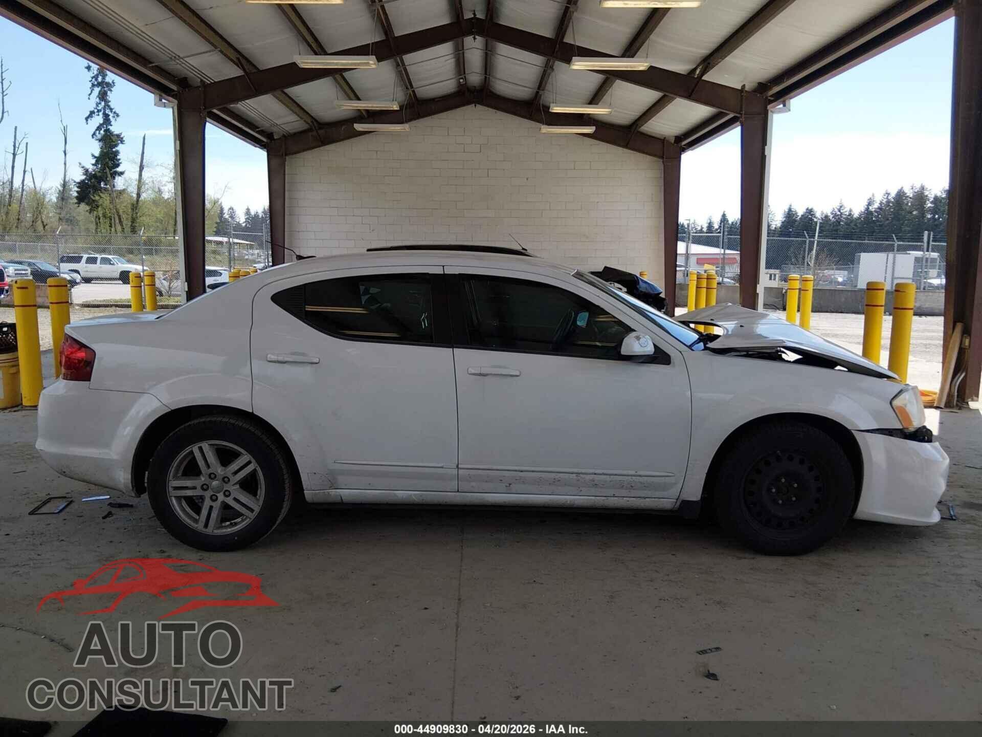 DODGE AVENGER 2013 - 1C3CDZCB1DN590399