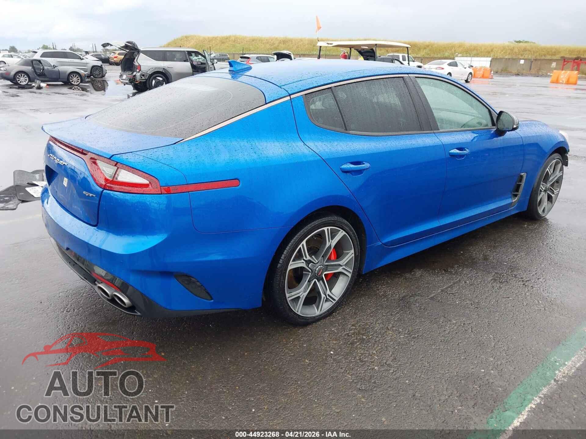 KIA STINGER 2018 - KNAE35LC4J6010865