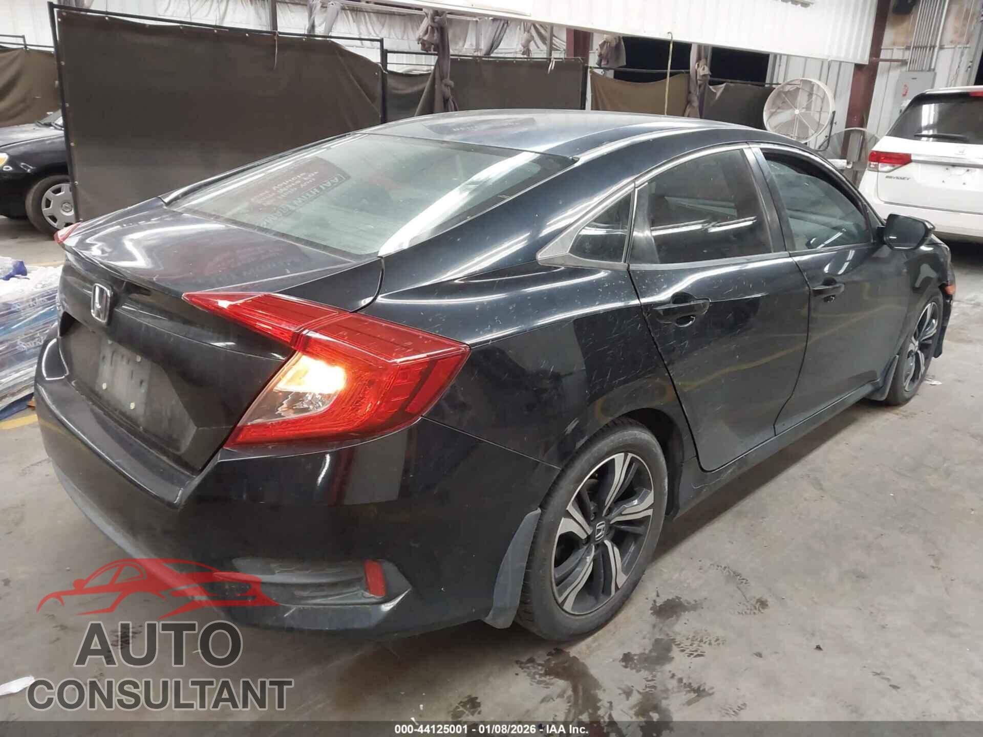 HONDA CIVIC 2017 - 19XFC2F55HE008548
