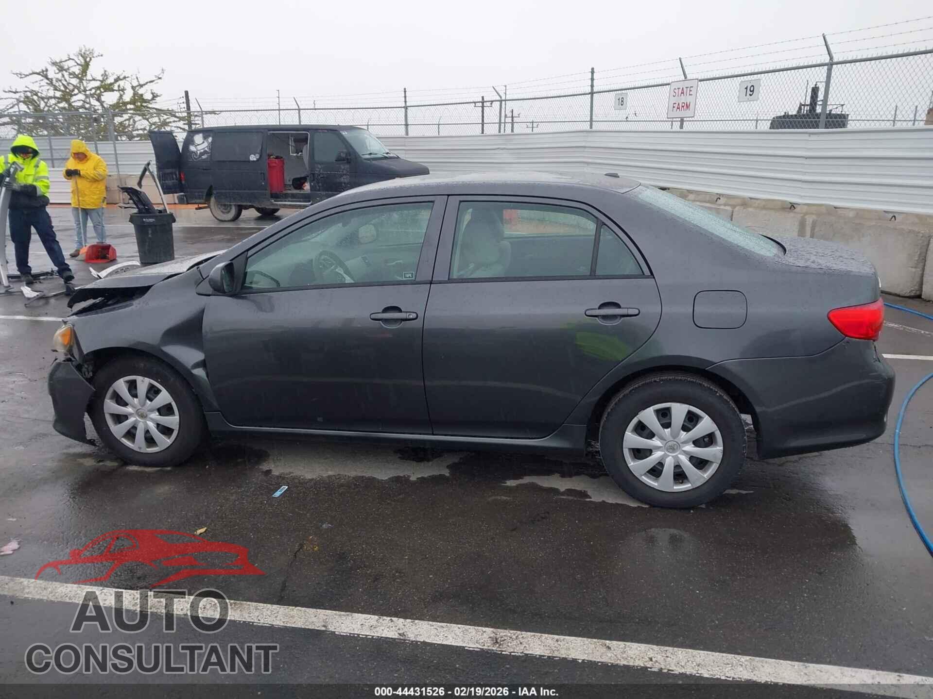 TOYOTA COROLLA 2010 - 1NXBU4EEXAZ299575