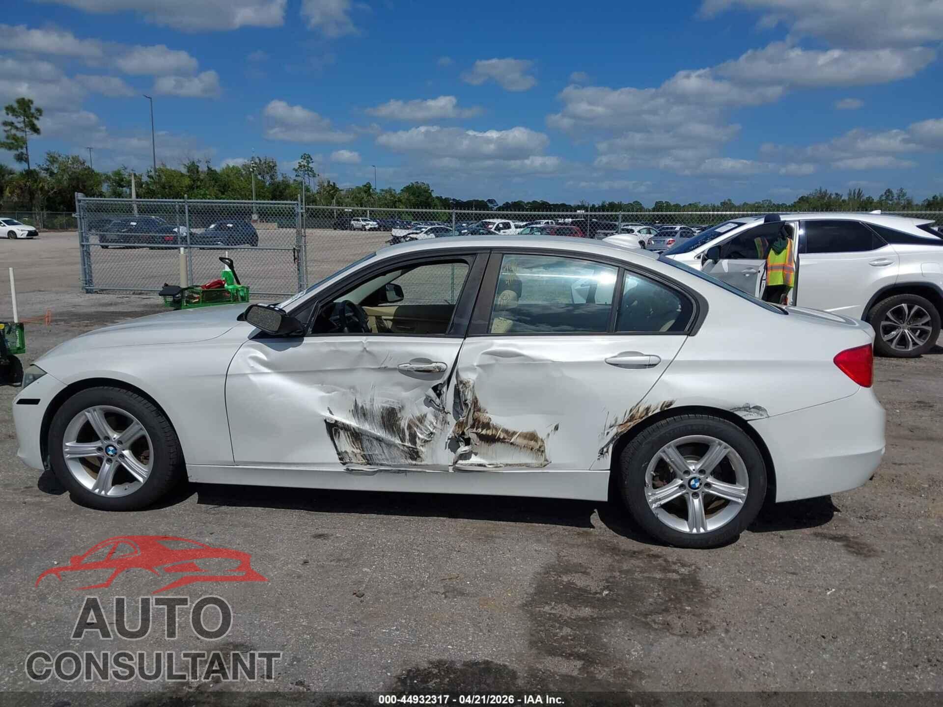 BMW 320I 2014 - WBA3B1C59EPV79263
