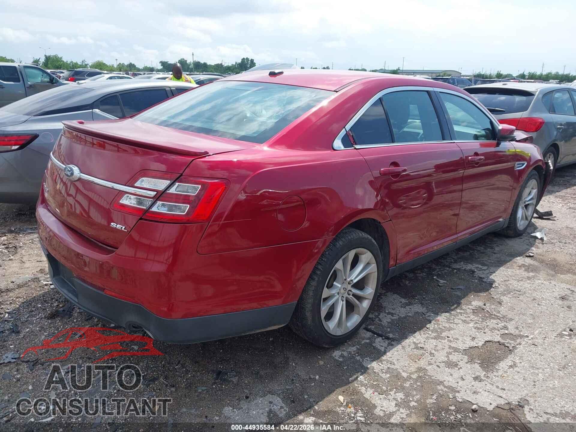 FORD TAURUS 2013 - 1FAHP2E89DG220961