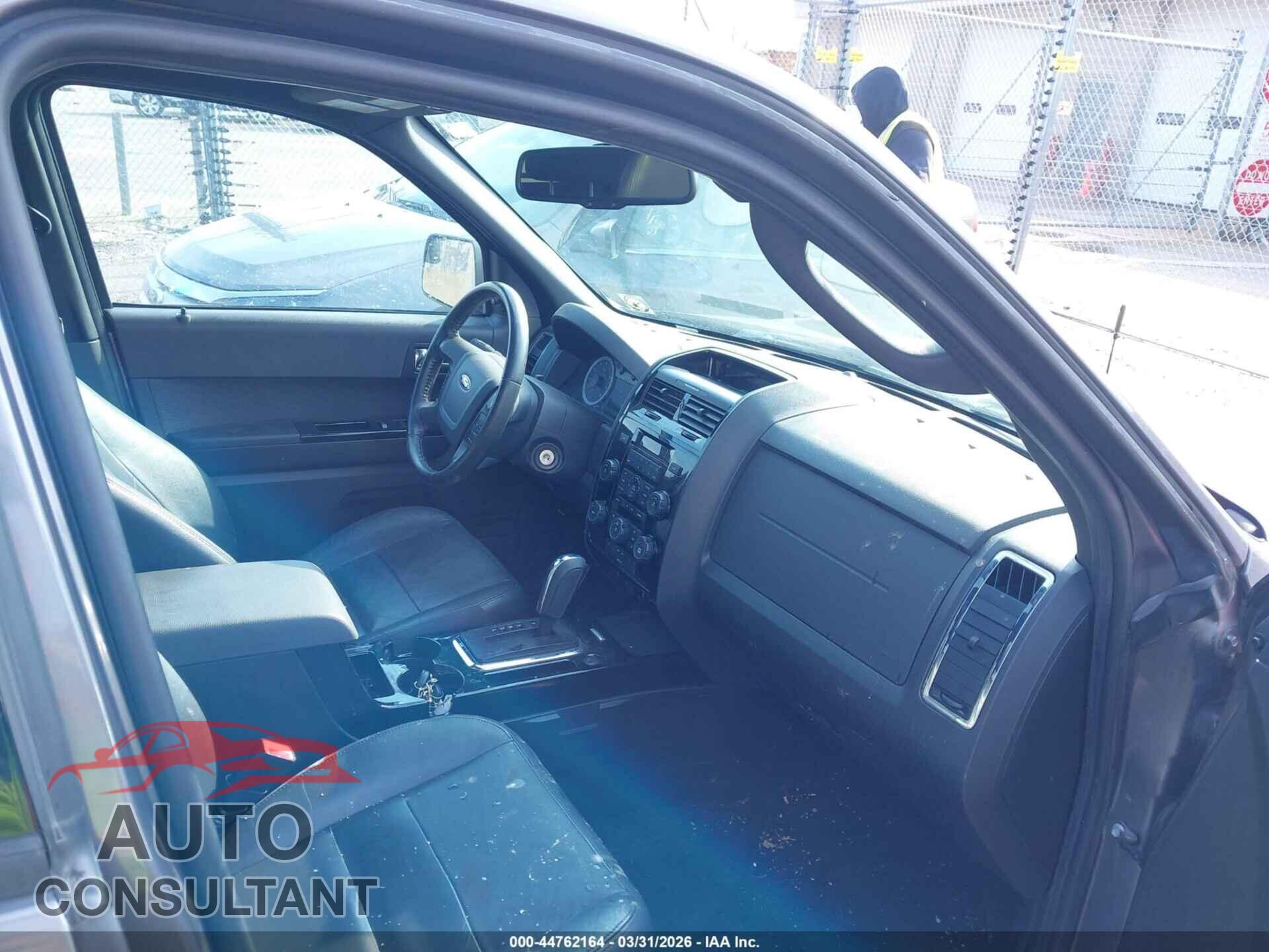 FORD ESCAPE 2011 - 1FMCU9EG3BKC36589