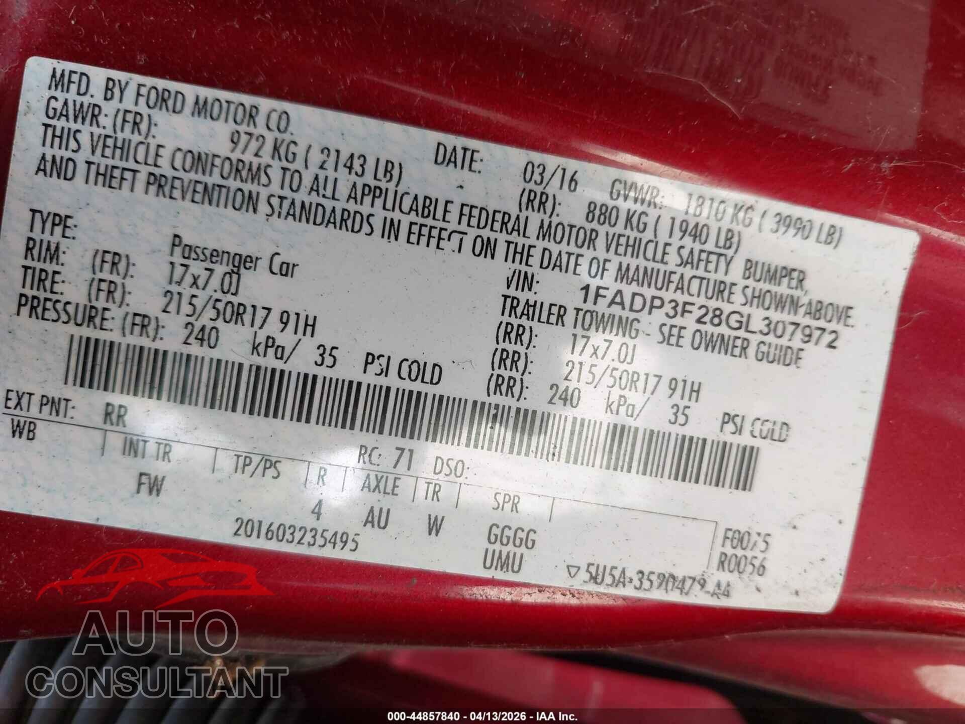 FORD FOCUS 2016 - 1FADP3F28GL307972