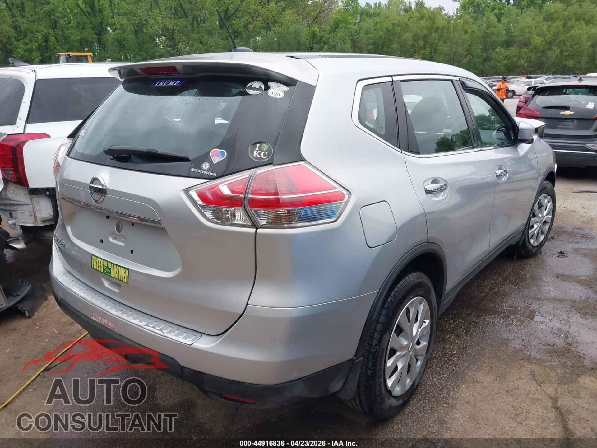 NISSAN ROGUE 2015 - KNMAT2MT2FP578421