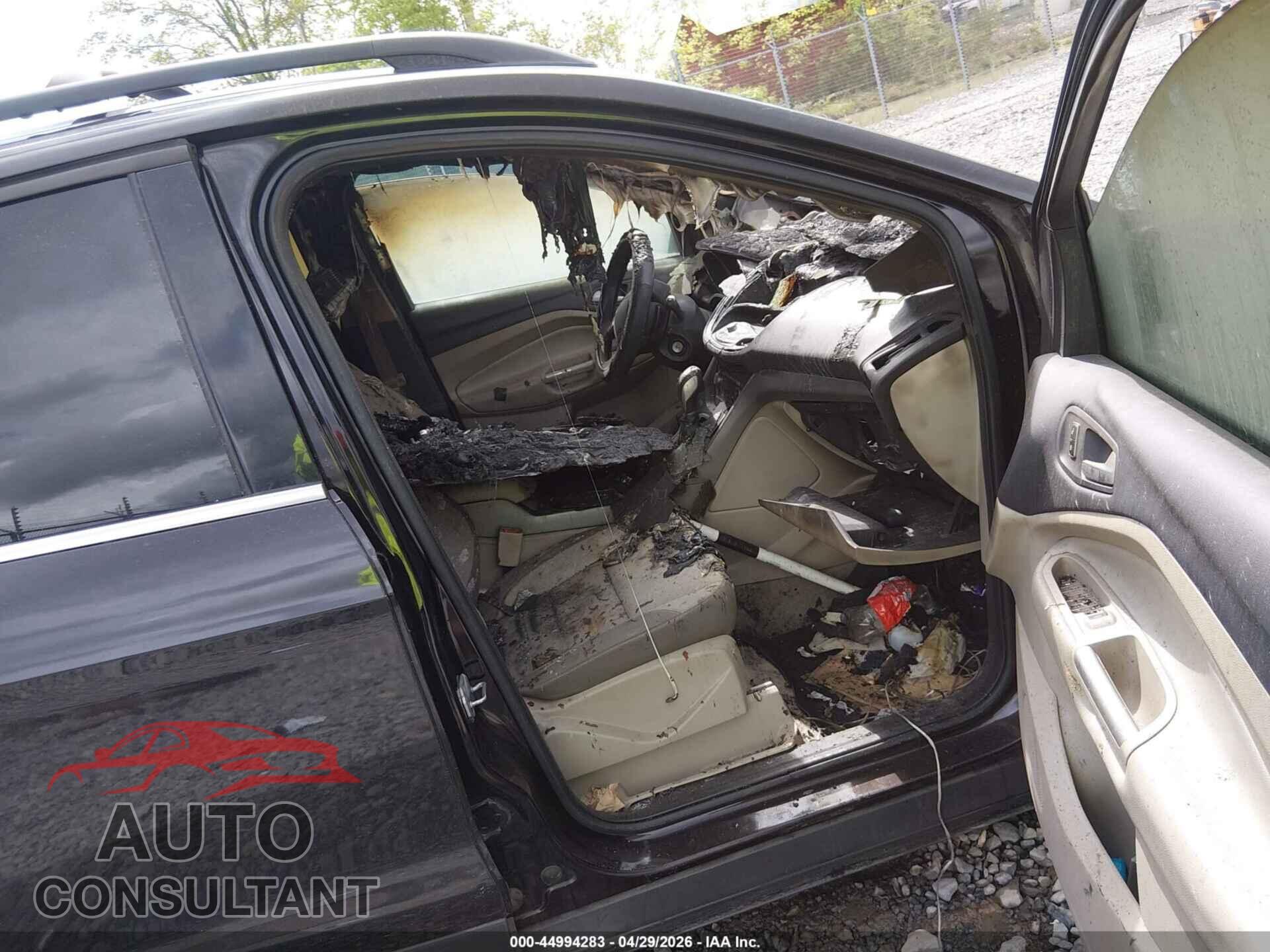 FORD ESCAPE 2013 - 1FMCU9GX3DUB89374