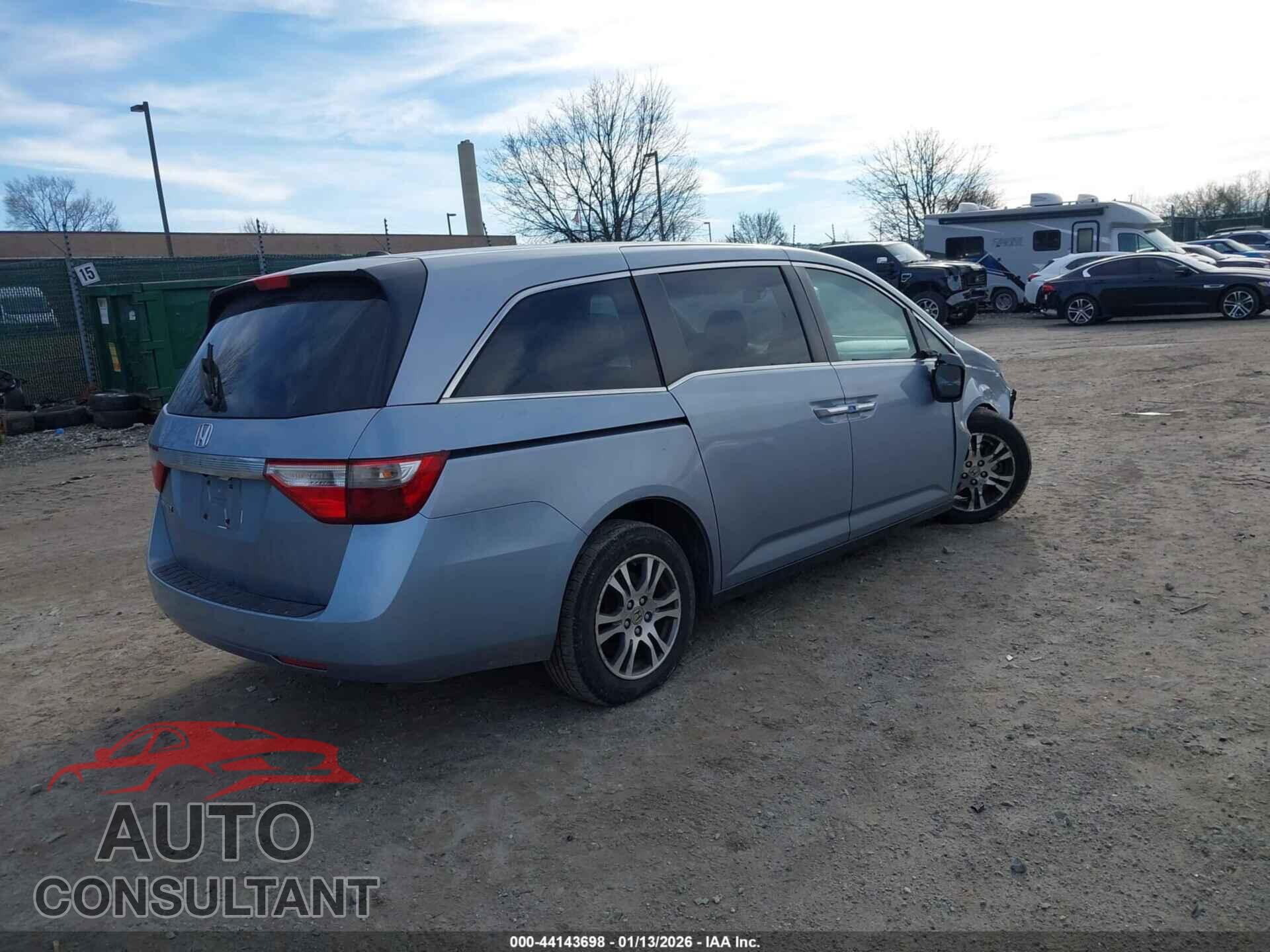 HONDA ODYSSEY 2011 - 5FNRL5H68BB085520