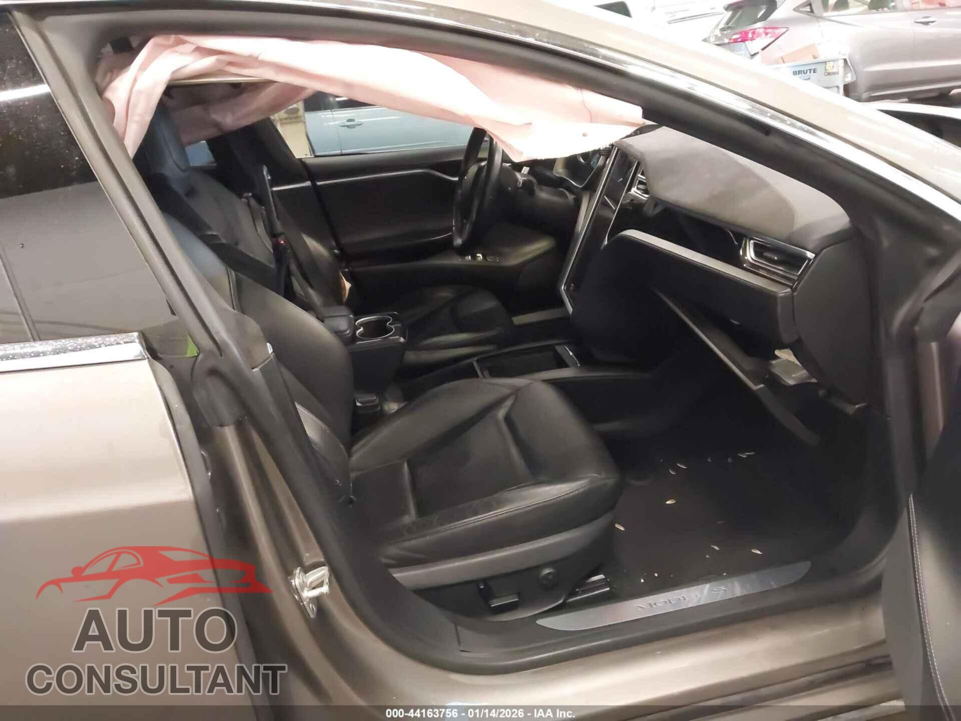 TESLA MODEL S 2016 - 5YJSA1E20GF136887