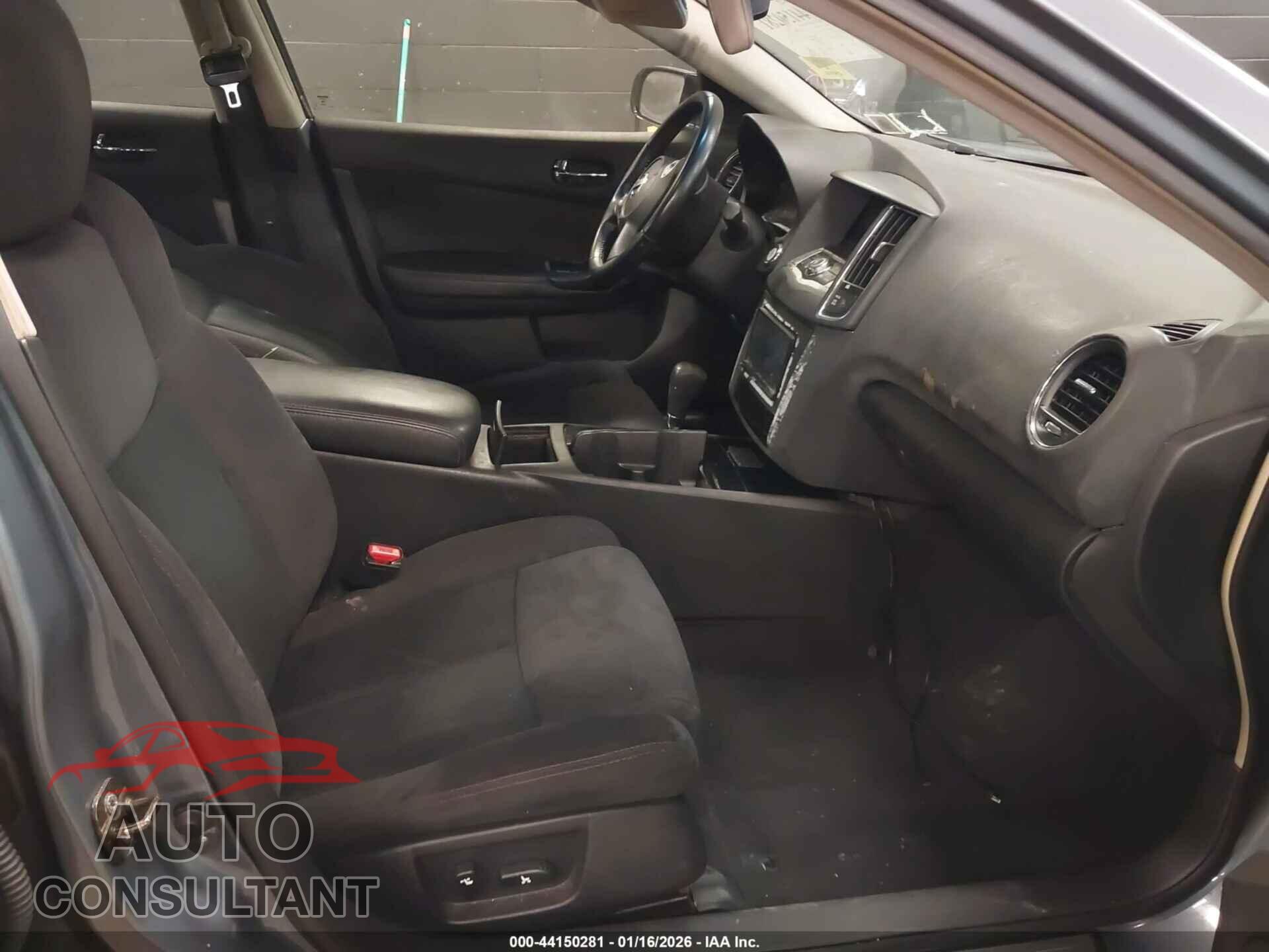 NISSAN MAXIMA 2010 - 1N4AA5AP8AC819466