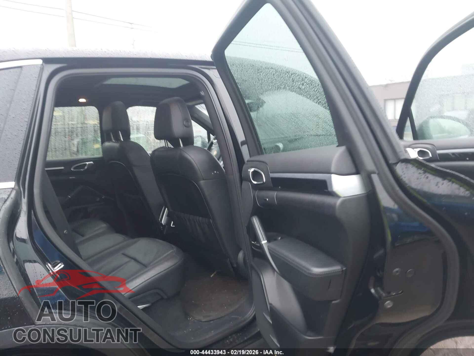 PORSCHE CAYENNE 2012 - WP1AA2A24CLA00906