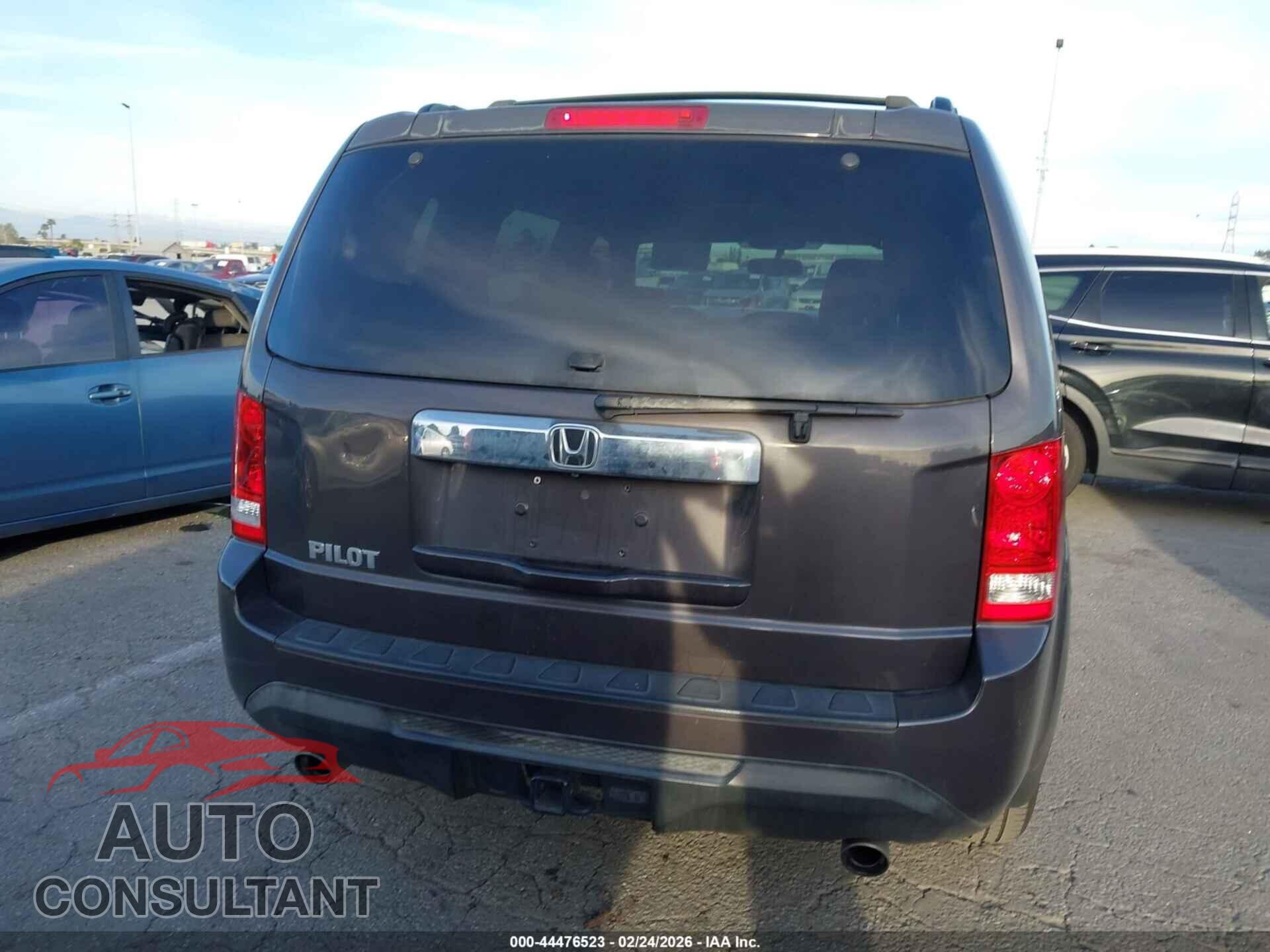 HONDA PILOT 2013 - 5FNYF3H73DB035112