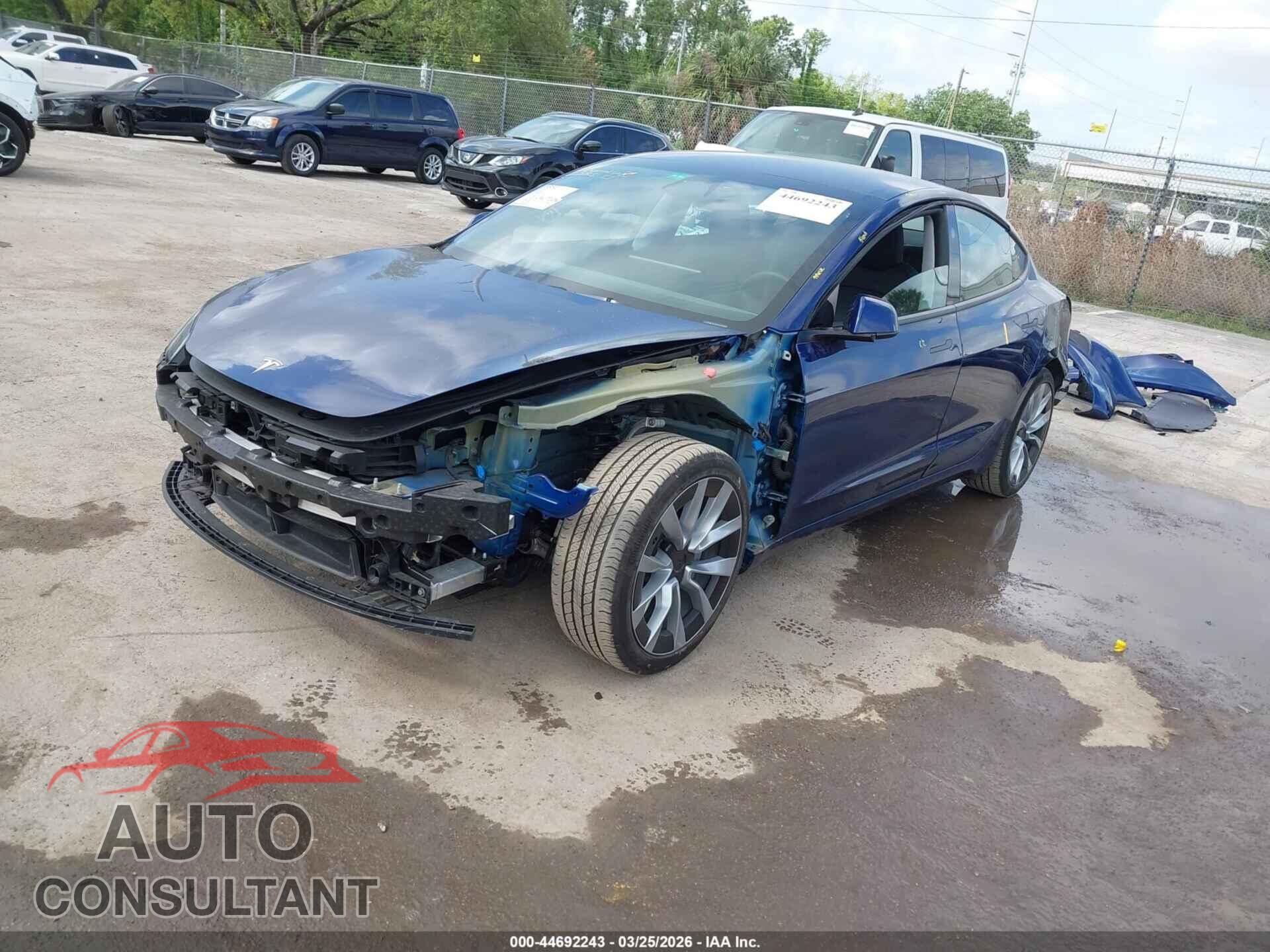 TESLA MODEL 3 2024 - 5YJ3E1EA2RF730335