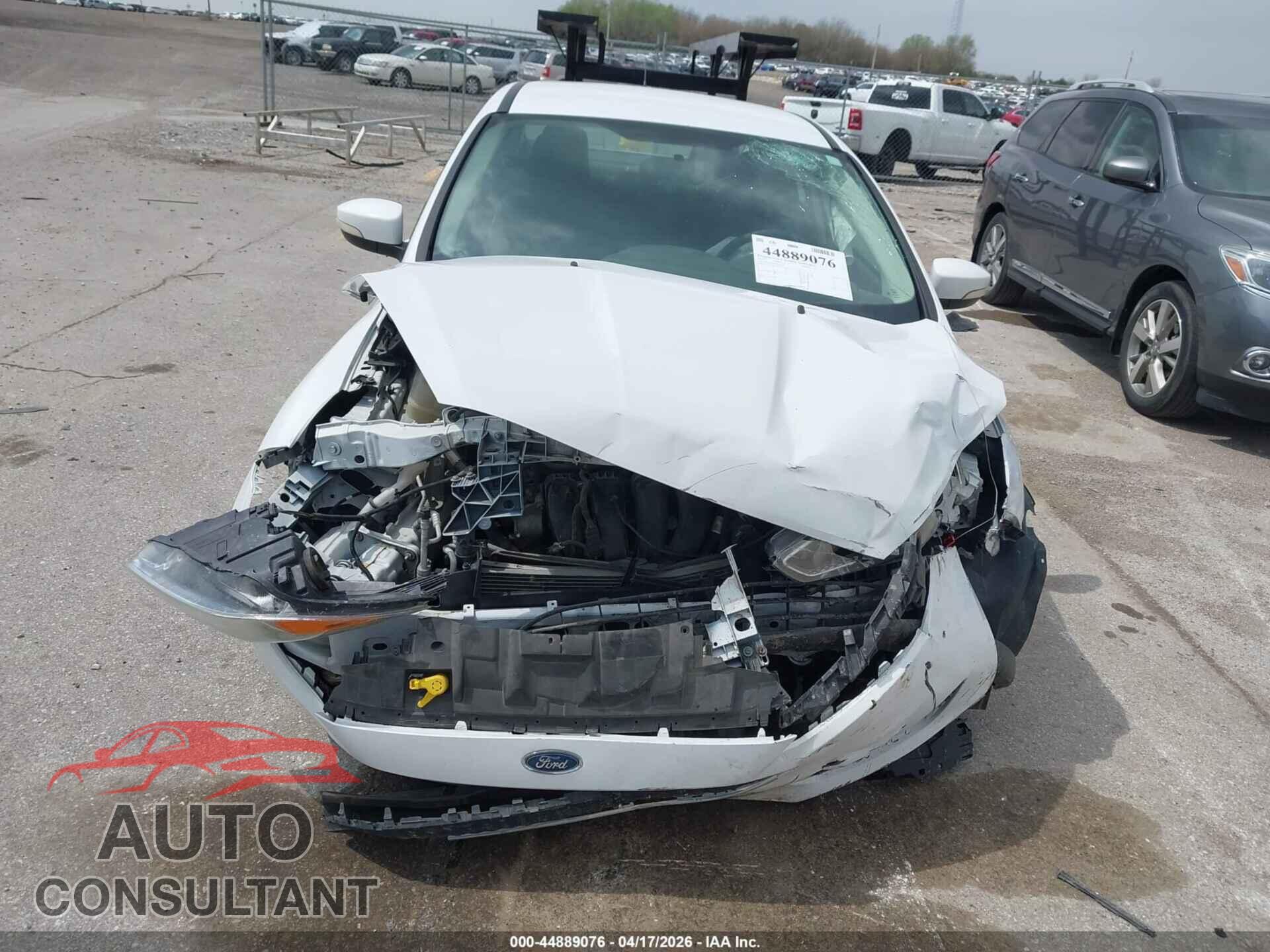 FORD FOCUS 2017 - 1FADP3F2XHL284633