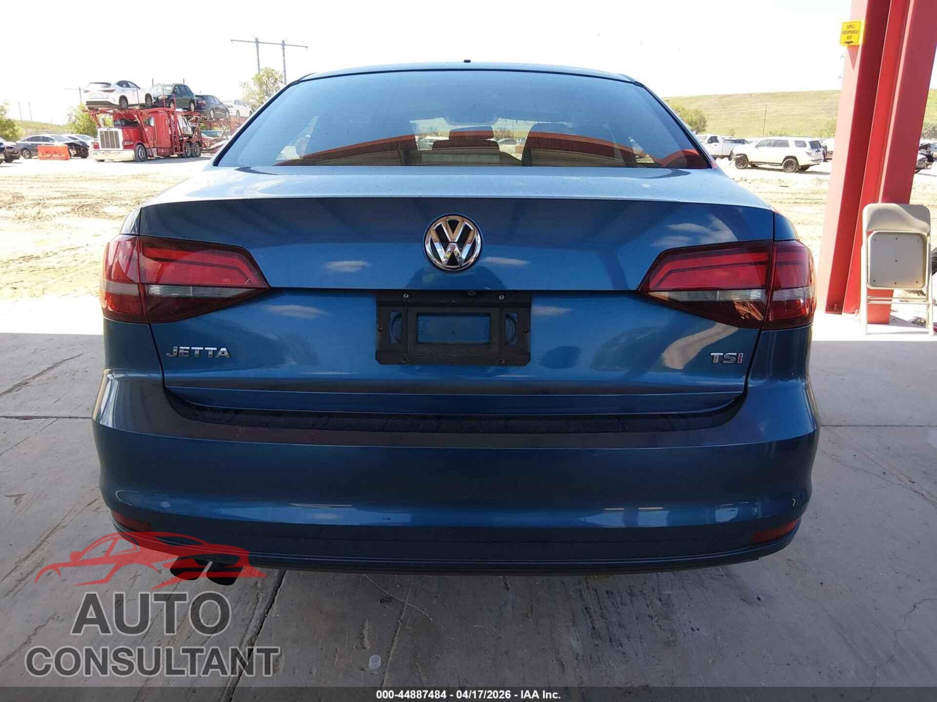 VOLKSWAGEN JETTA 2017 - 3VW2B7AJ5HM258460