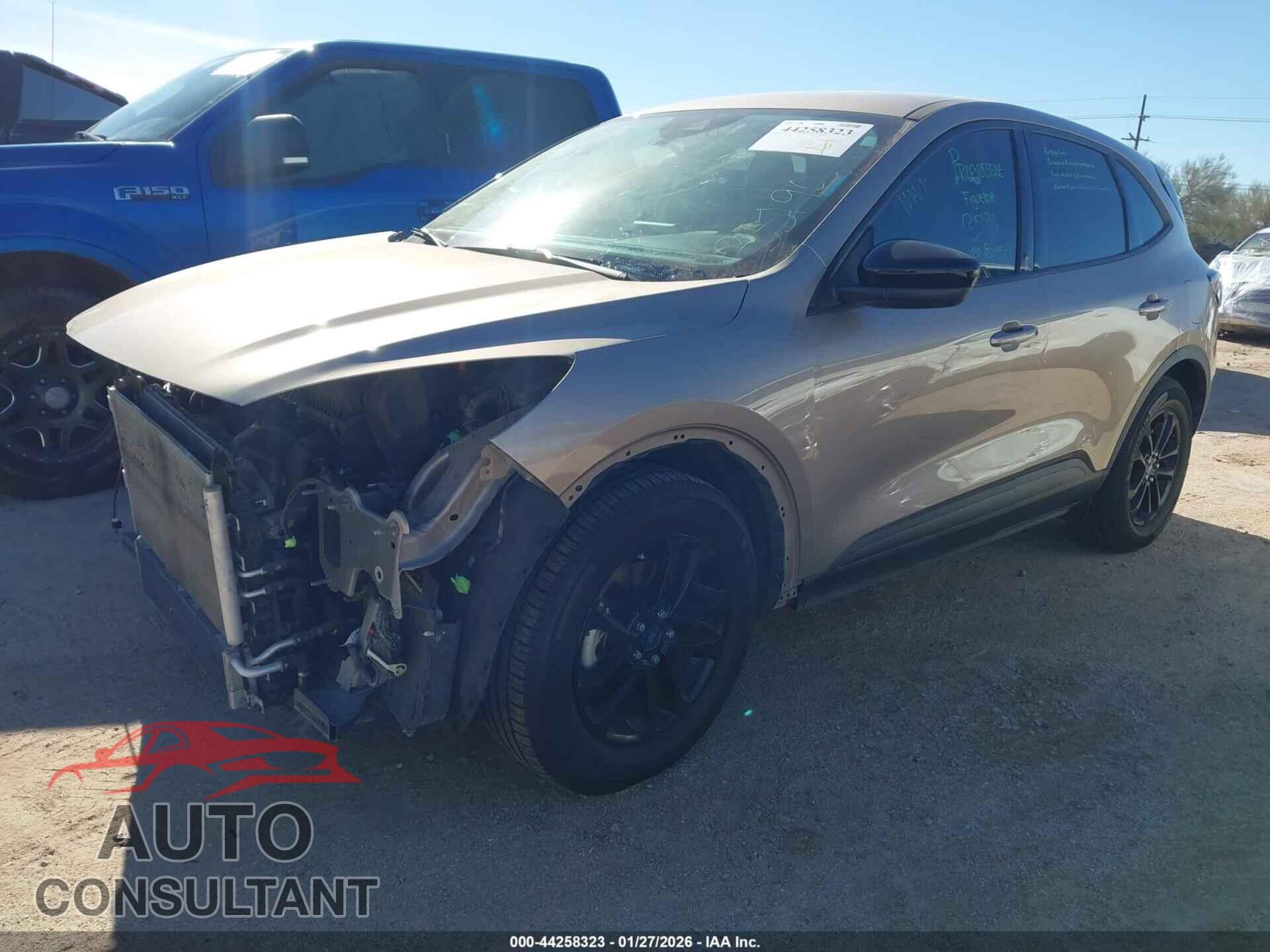 FORD ESCAPE 2020 - 1FMCU0BZ5LUC06002