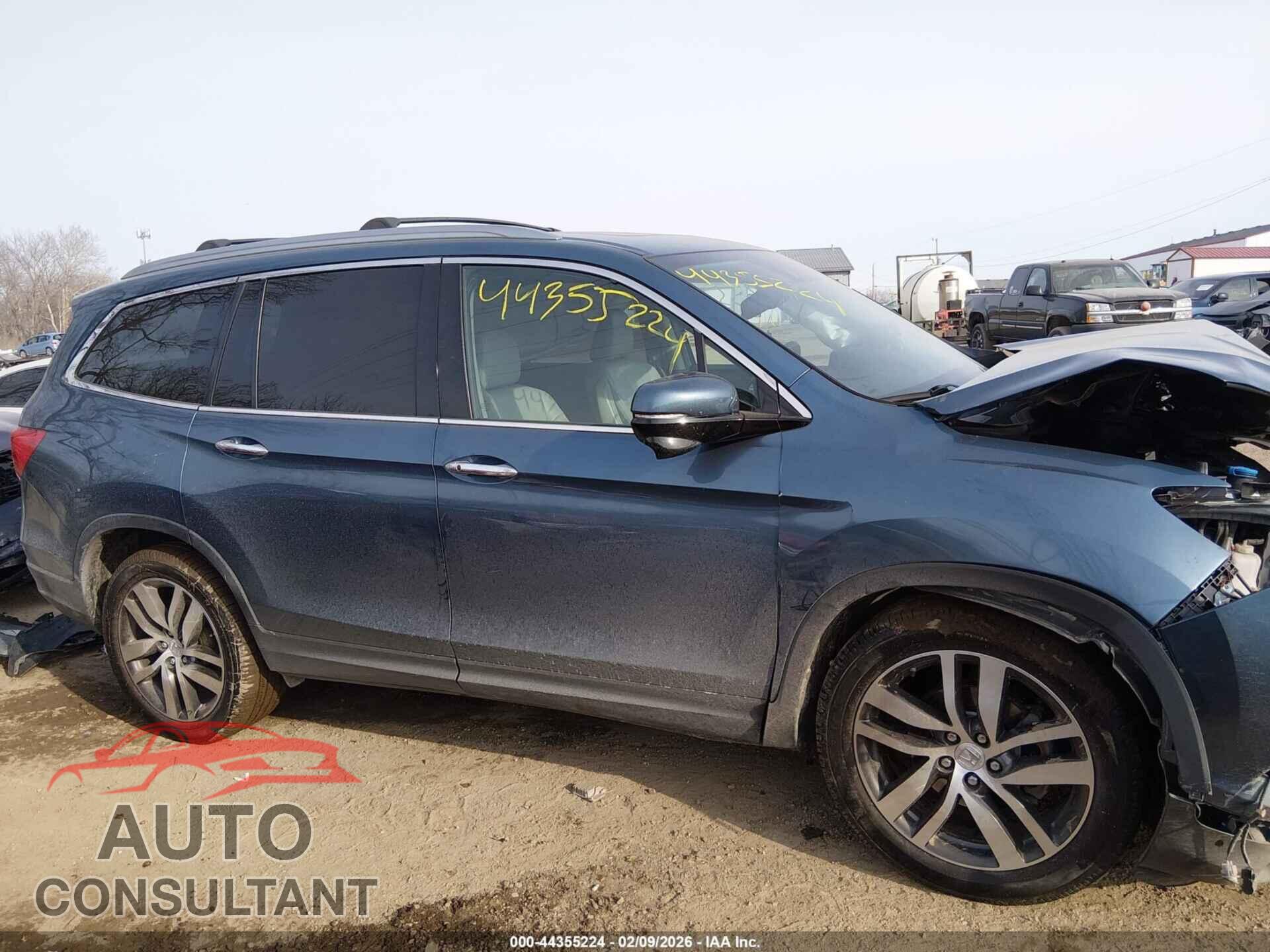 HONDA PILOT 2016 - 5FNYF6H98GB007474