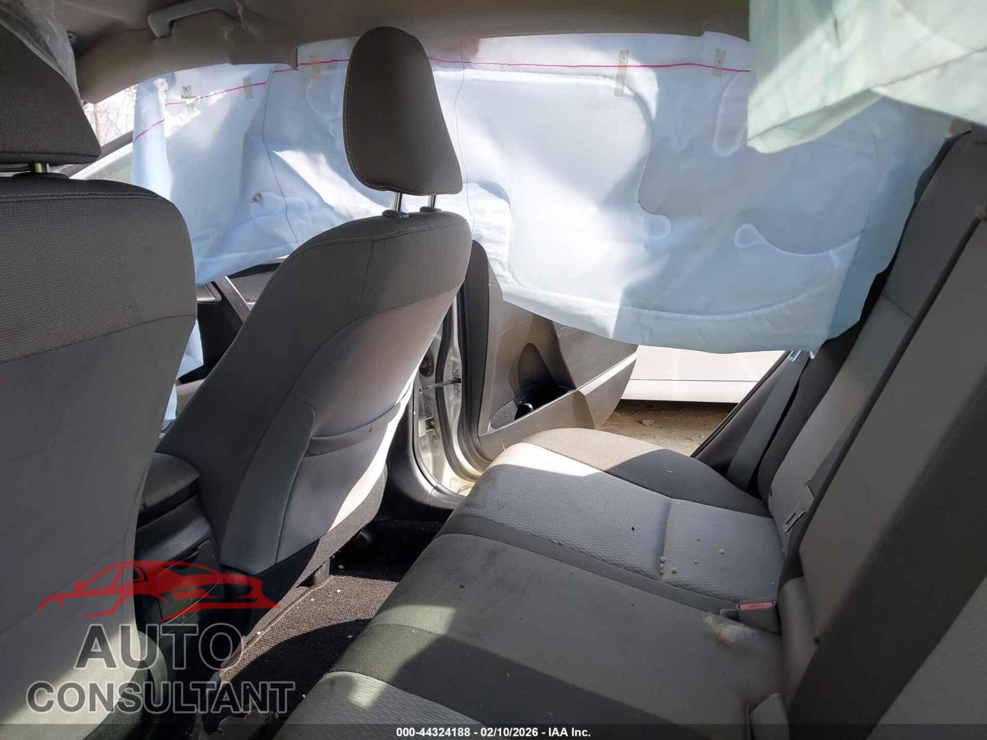 TOYOTA COROLLA 2017 - 2T1BURHE5HC799082