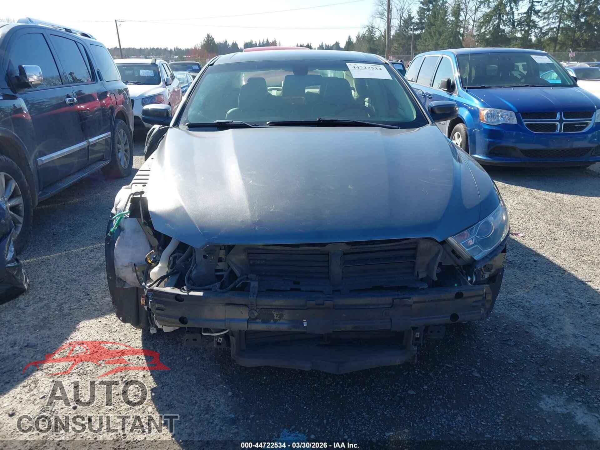 FORD TAURUS 2016 - 1FAHP2E82GG106627