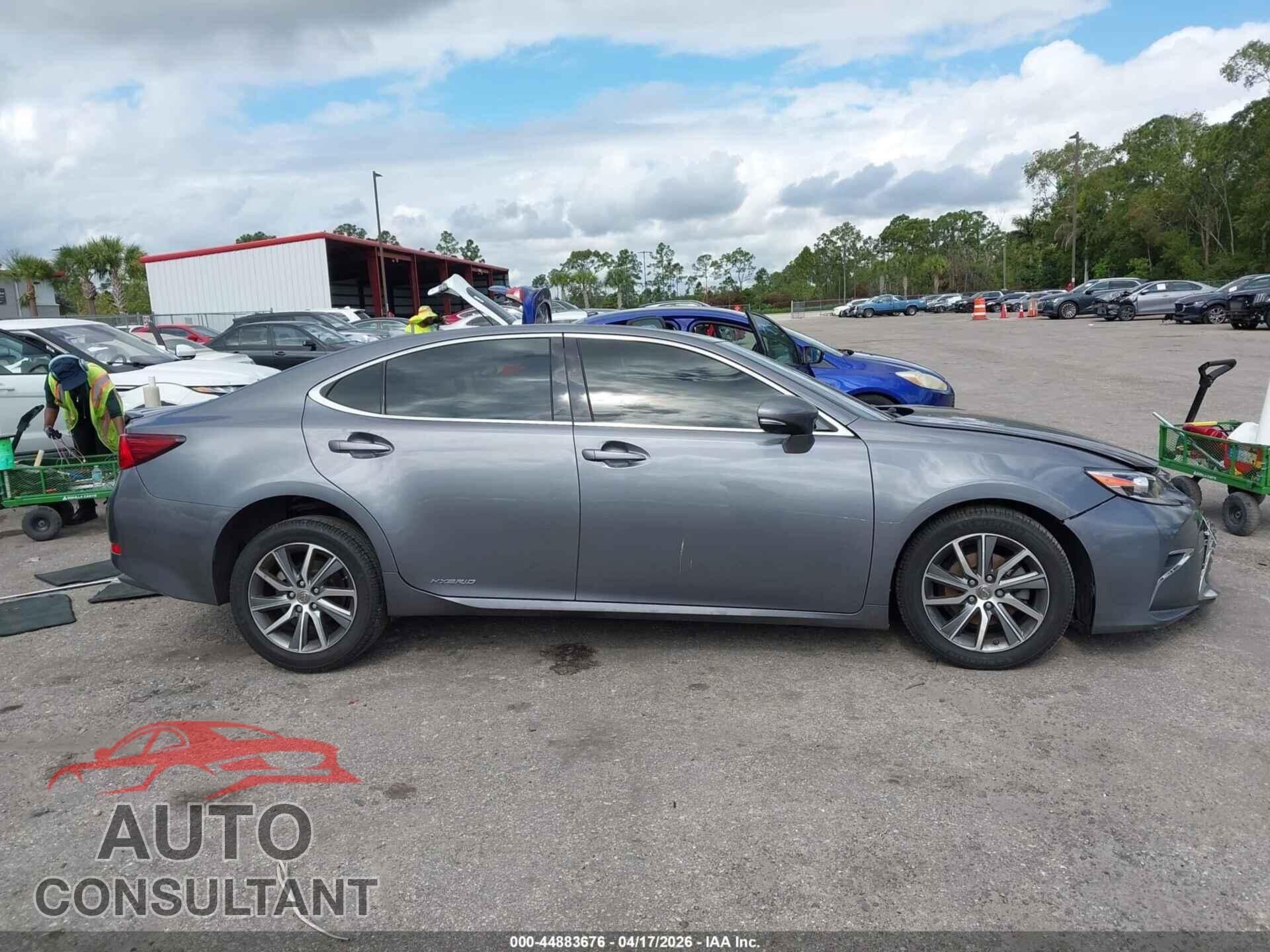 LEXUS ES 300H 2017 - JTHBW1GG3H2138193