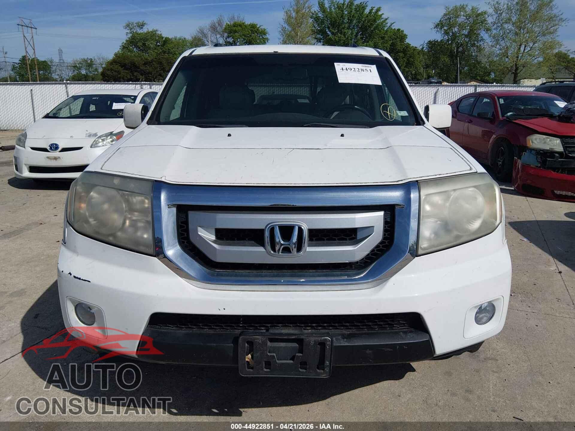 HONDA PILOT 2011 - 5FNYF4H57BB031825