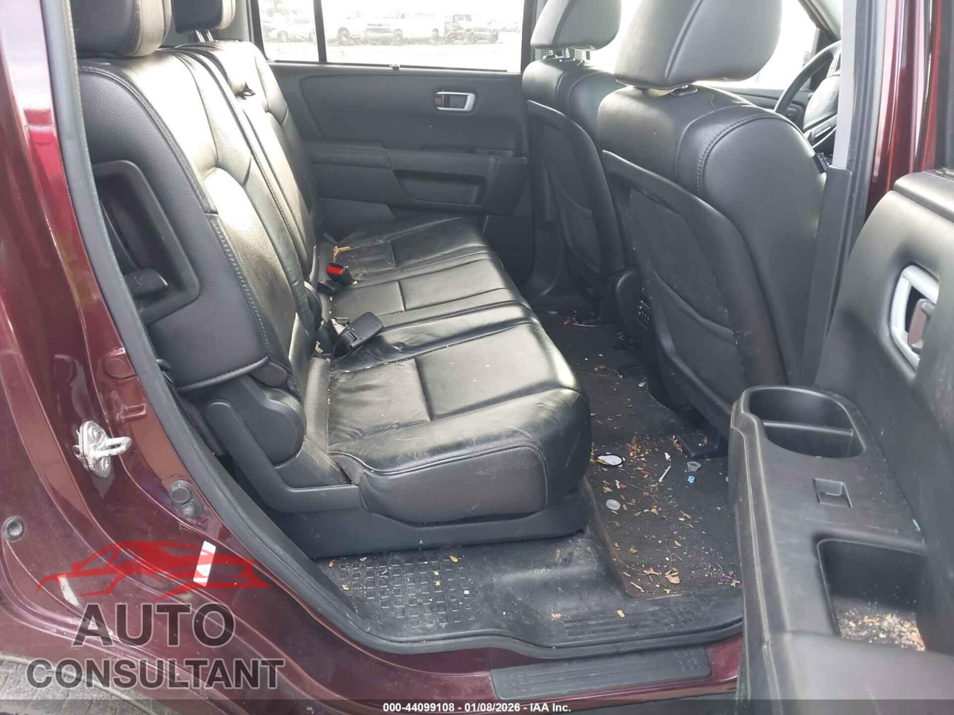 HONDA PILOT 2012 - 5FNYF4H96CB055196