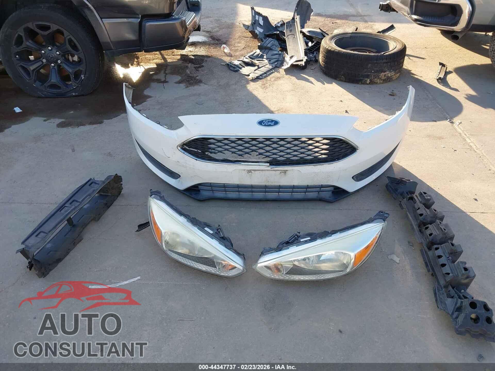 FORD FOCUS 2016 - 1FADP3E22GL385228