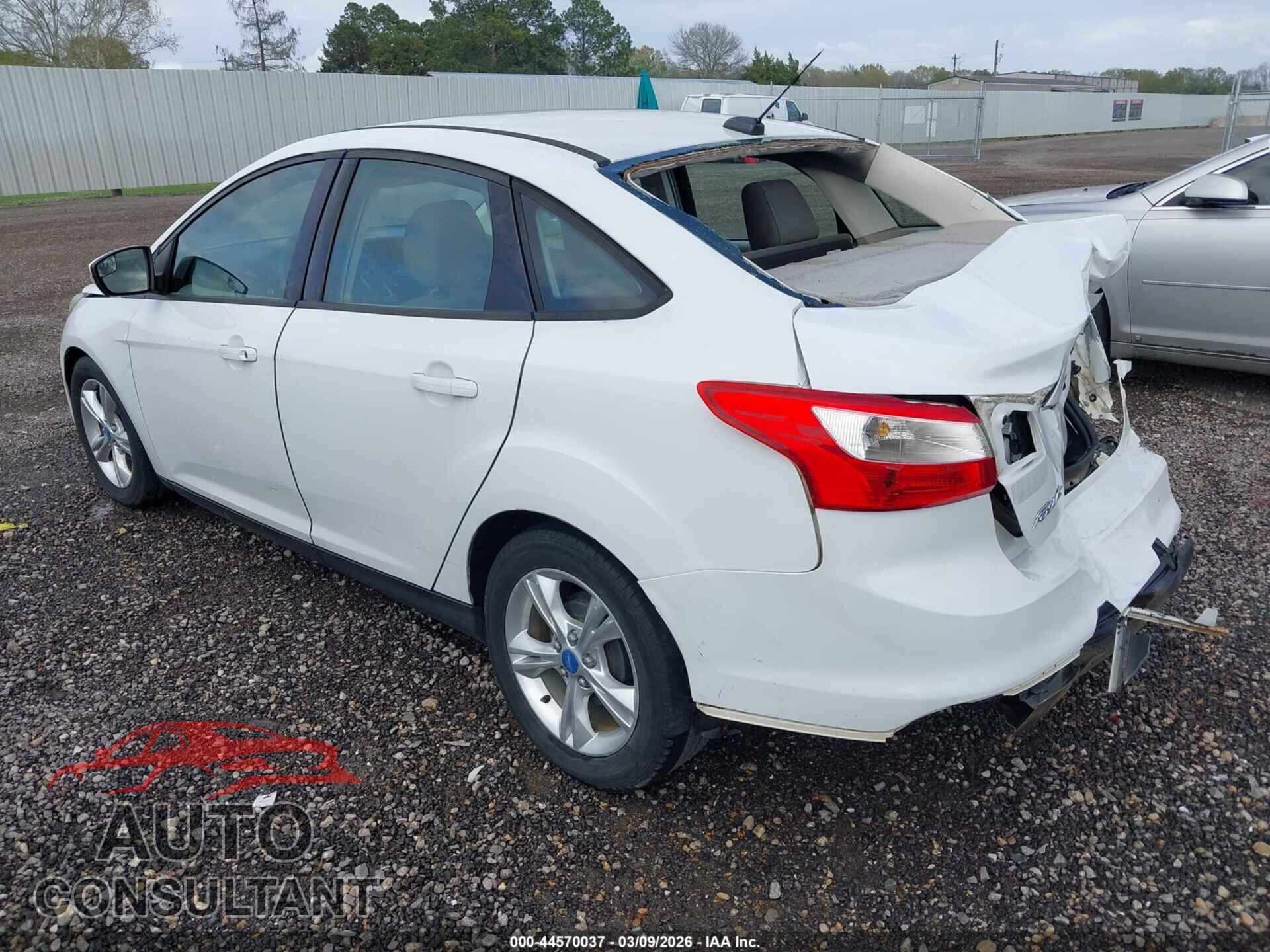 FORD FOCUS 2014 - 1FADP3F22EL109594