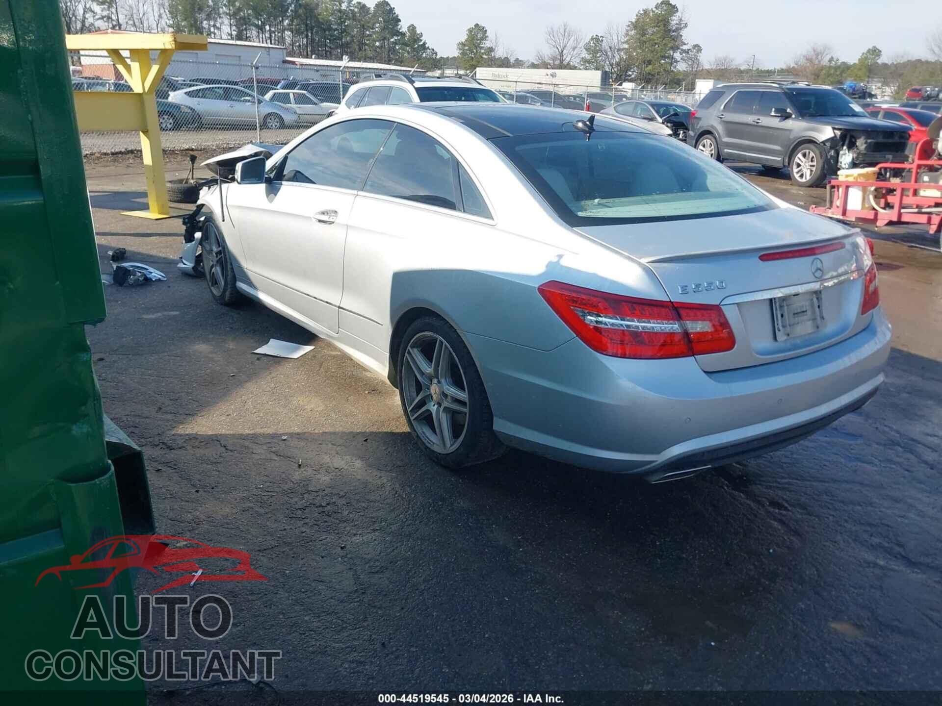 MERCEDES-BENZ E 550 2011 - WDDKJ7CB9BF098382