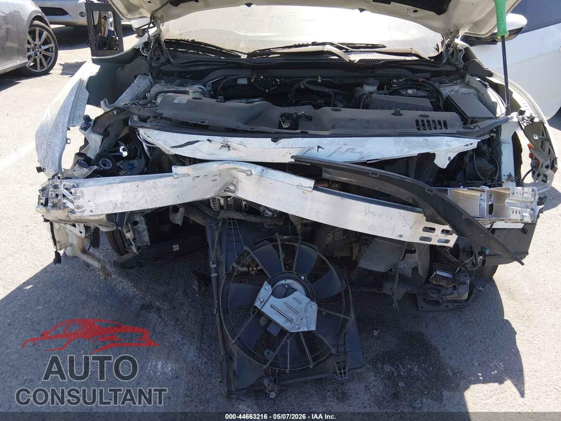HONDA CIVIC 2019 - 2HGFC4B60KH310143